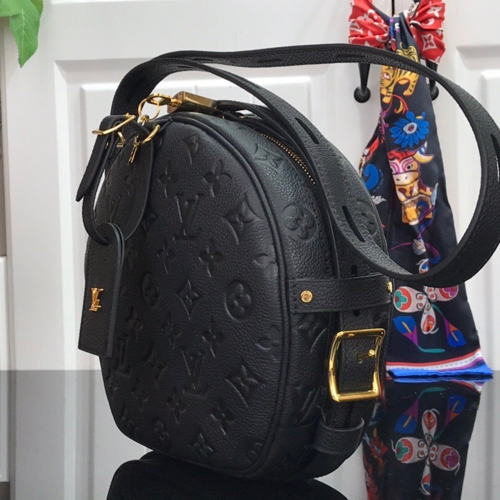 LV BOITE CHAPEAU SOUPLE MM M52294YH