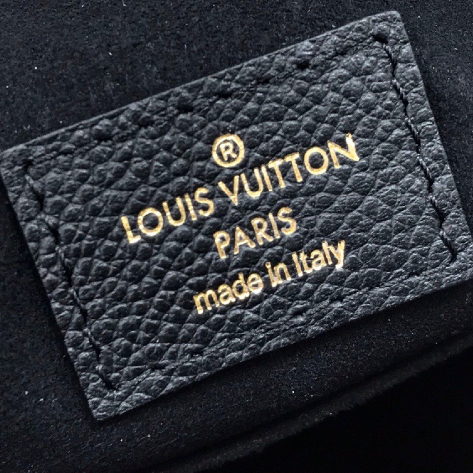 LV BOITE CHAPEAU SOUPLE MM M52294YH