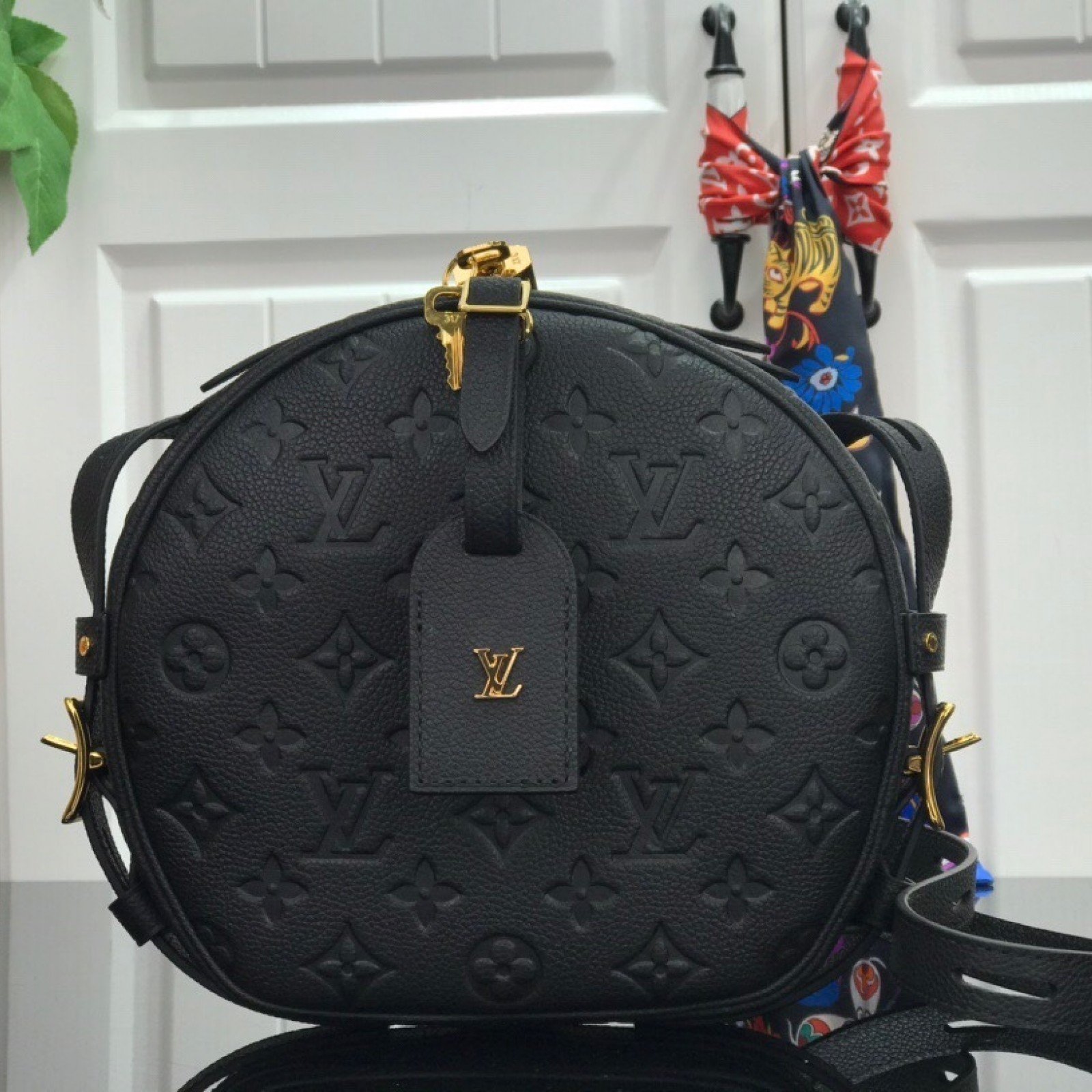 LV BOITE CHAPEAU SOUPLE MM M52294YH