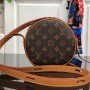 LV BOITE CHAPEAU SOUPLE PM M45149