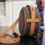 LV BOITE CHAPEAU SOUPLE PM M45149