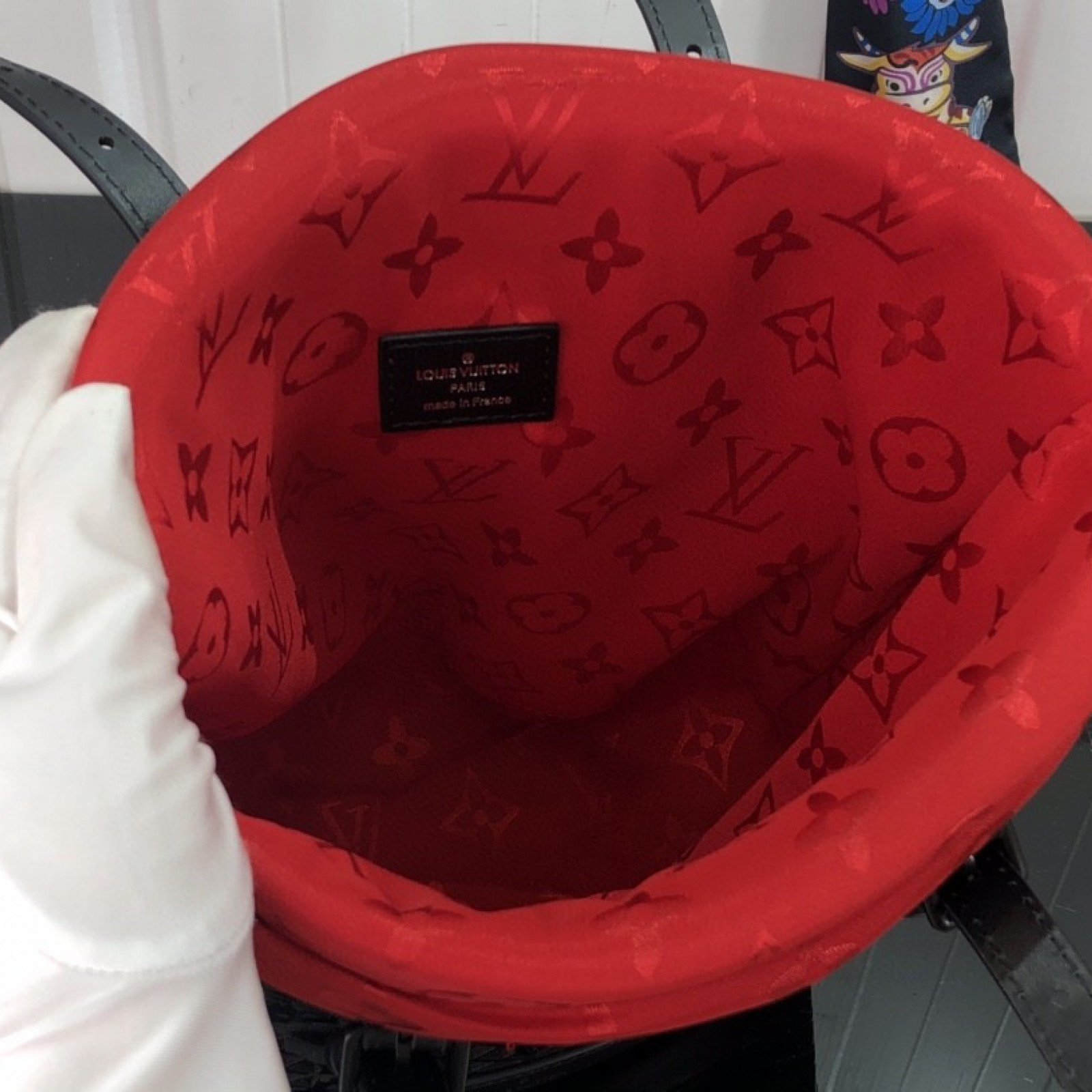 LV BUCKET PM M20352