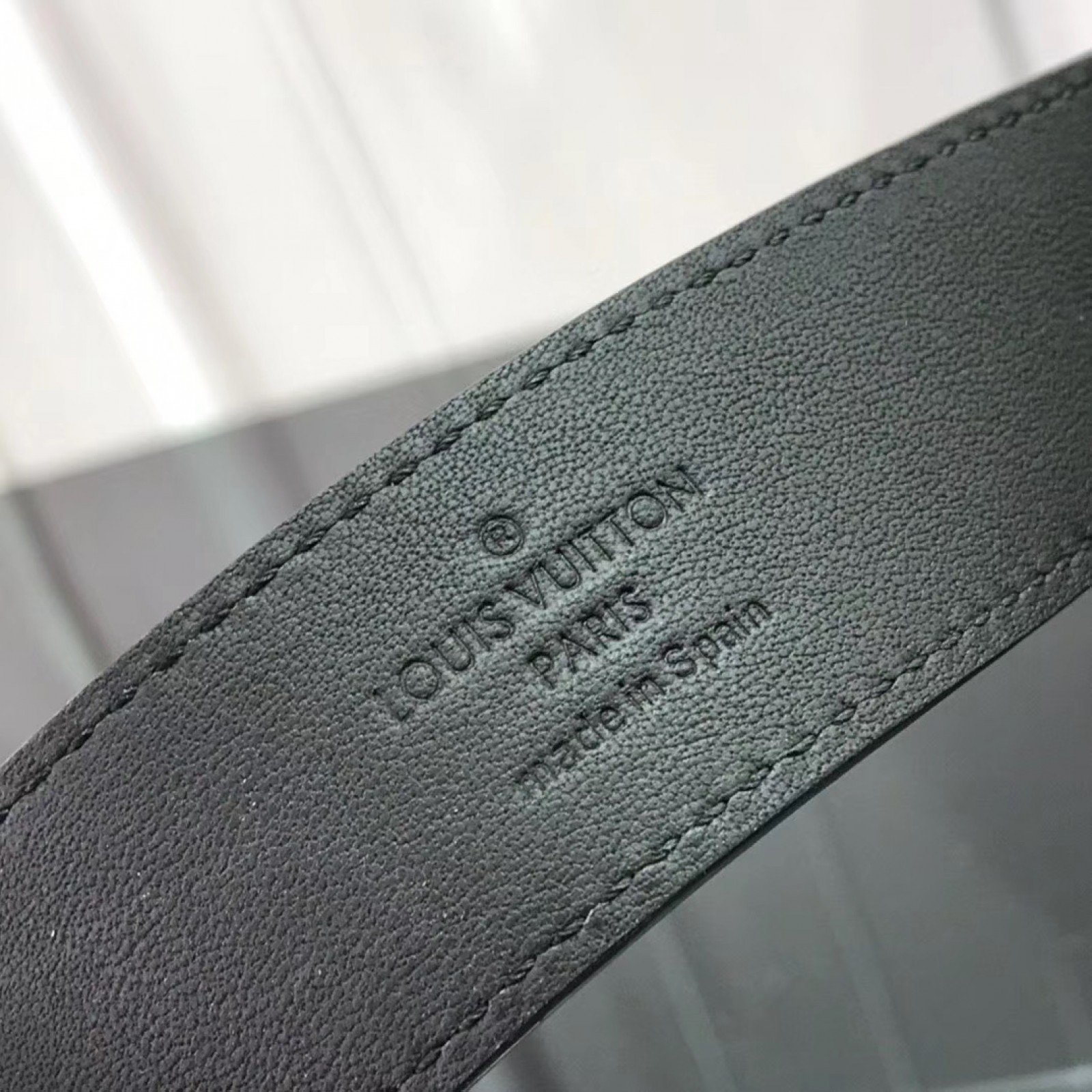 LV BUMBAG 111120C