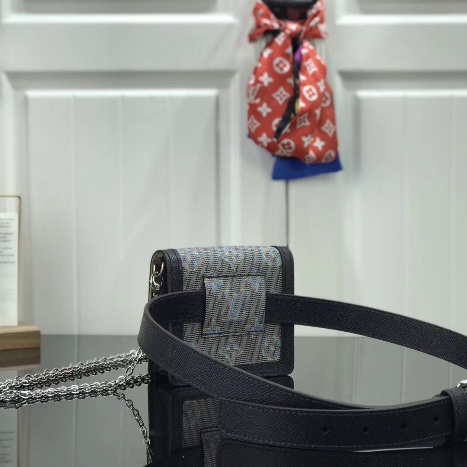 LV BUMBAG DAUPHINE BB M68621