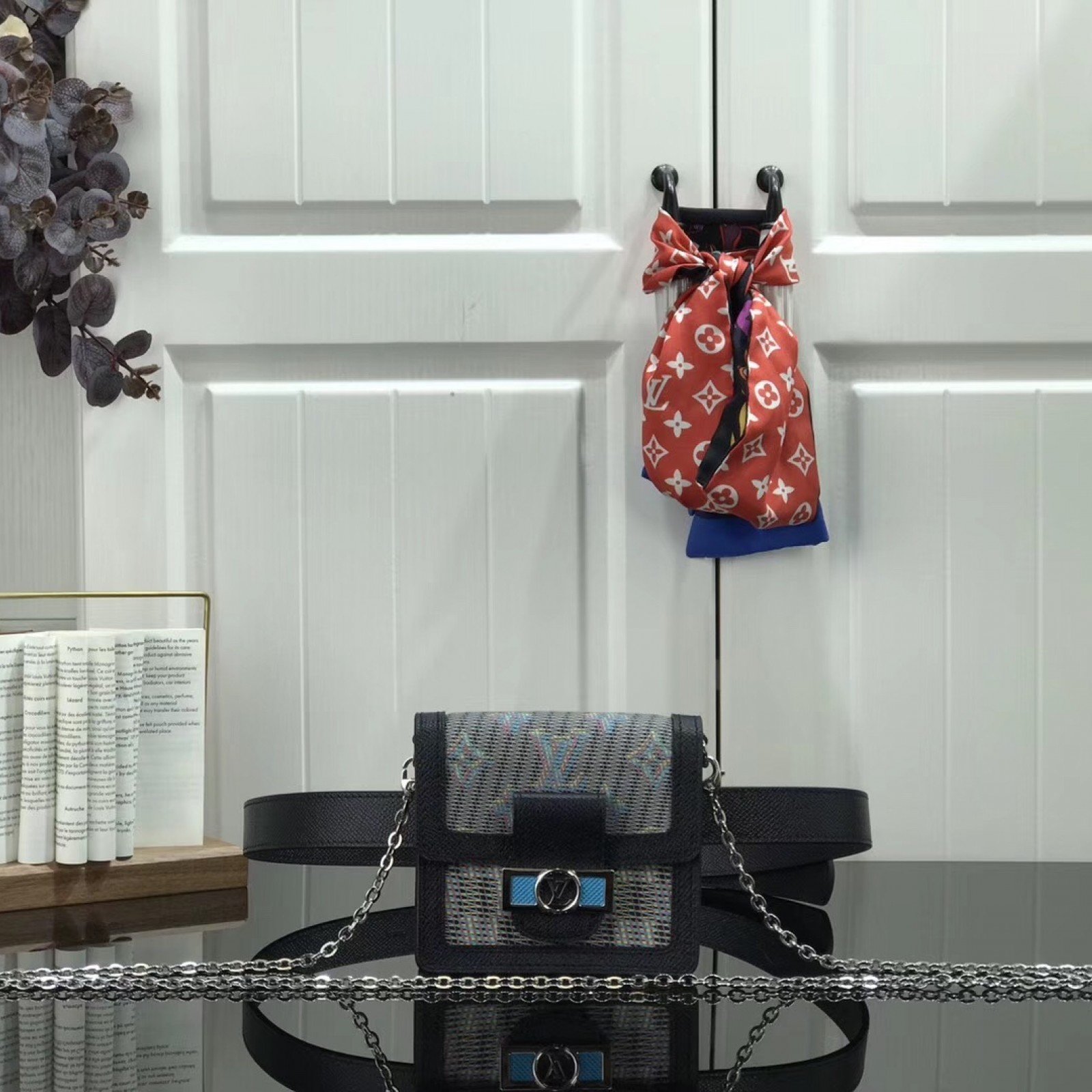LV BUMBAG DAUPHINE BB M68621