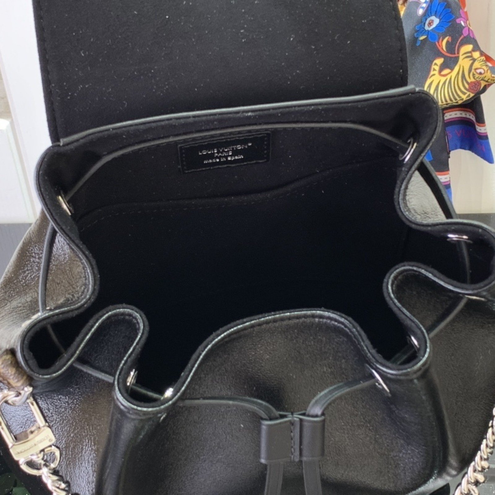LV Bakcpack M12587