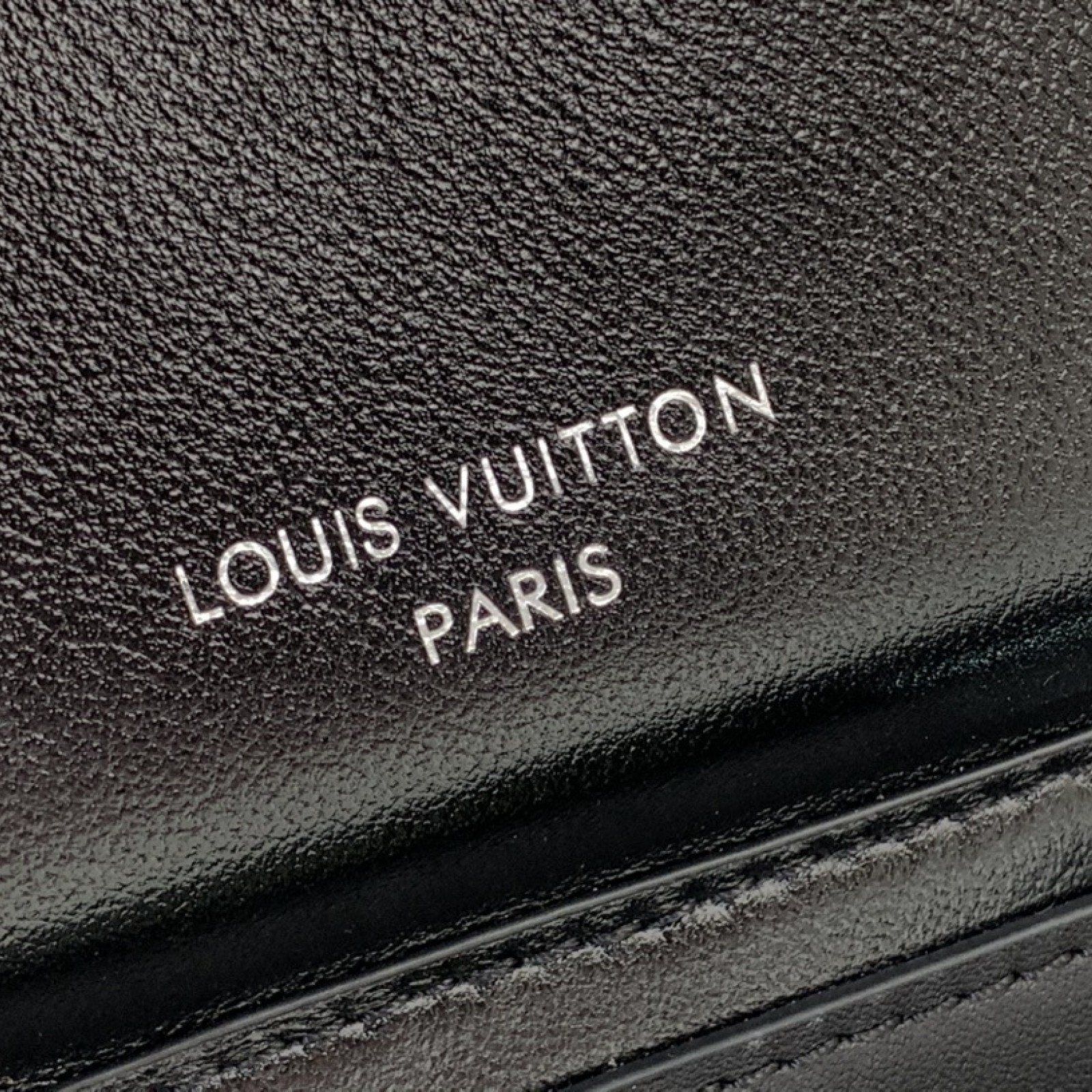 LV Bakcpack M12587