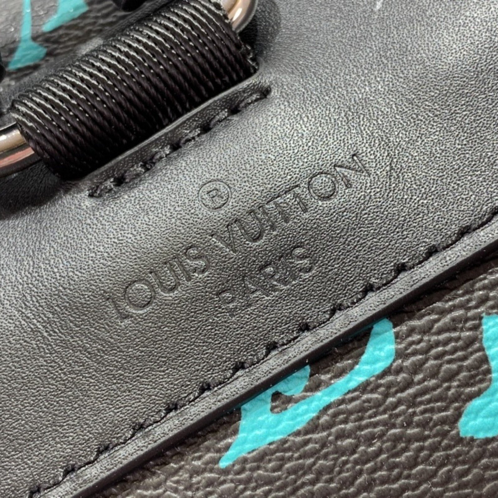LV Bakcpack M21936