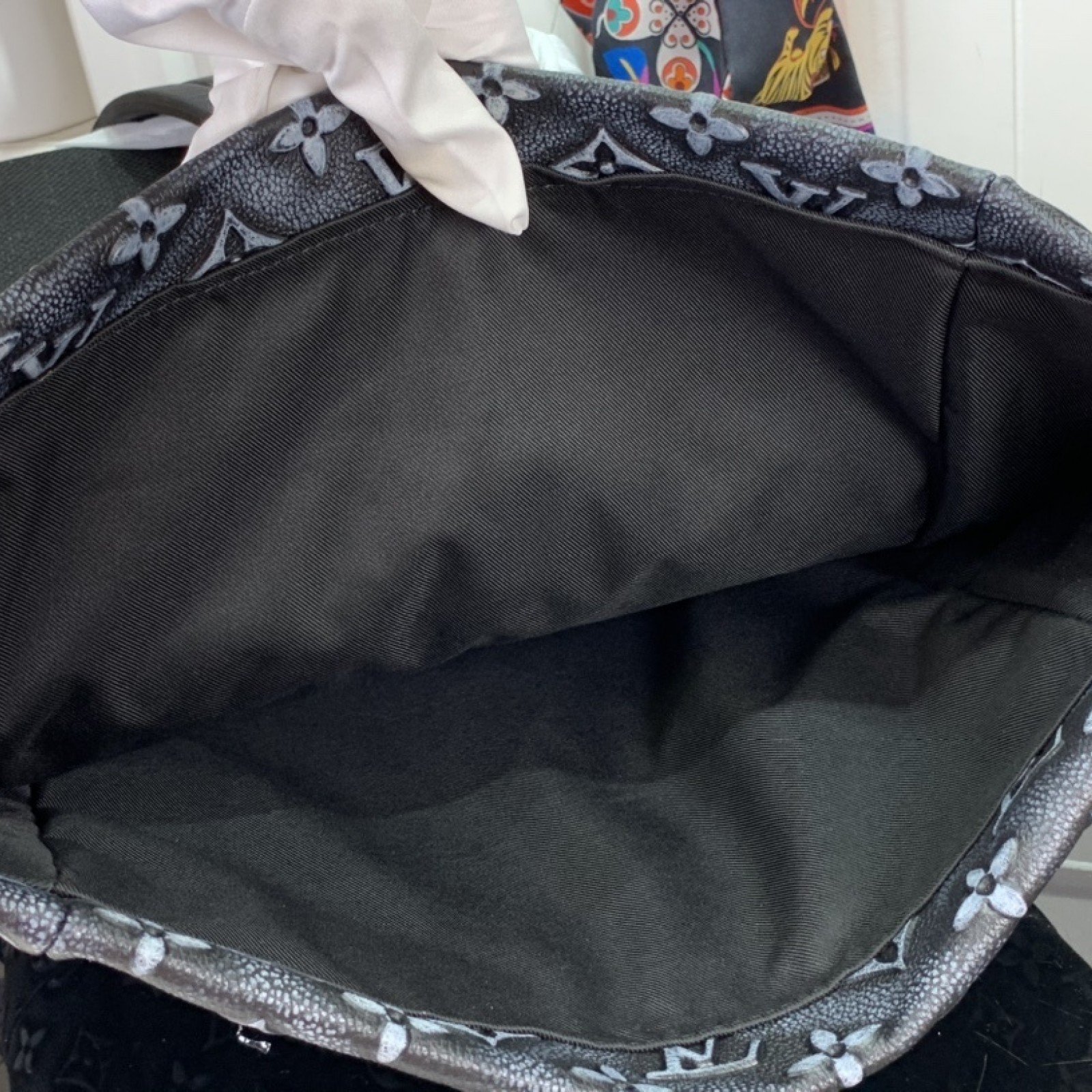 LV Bakcpack m21359