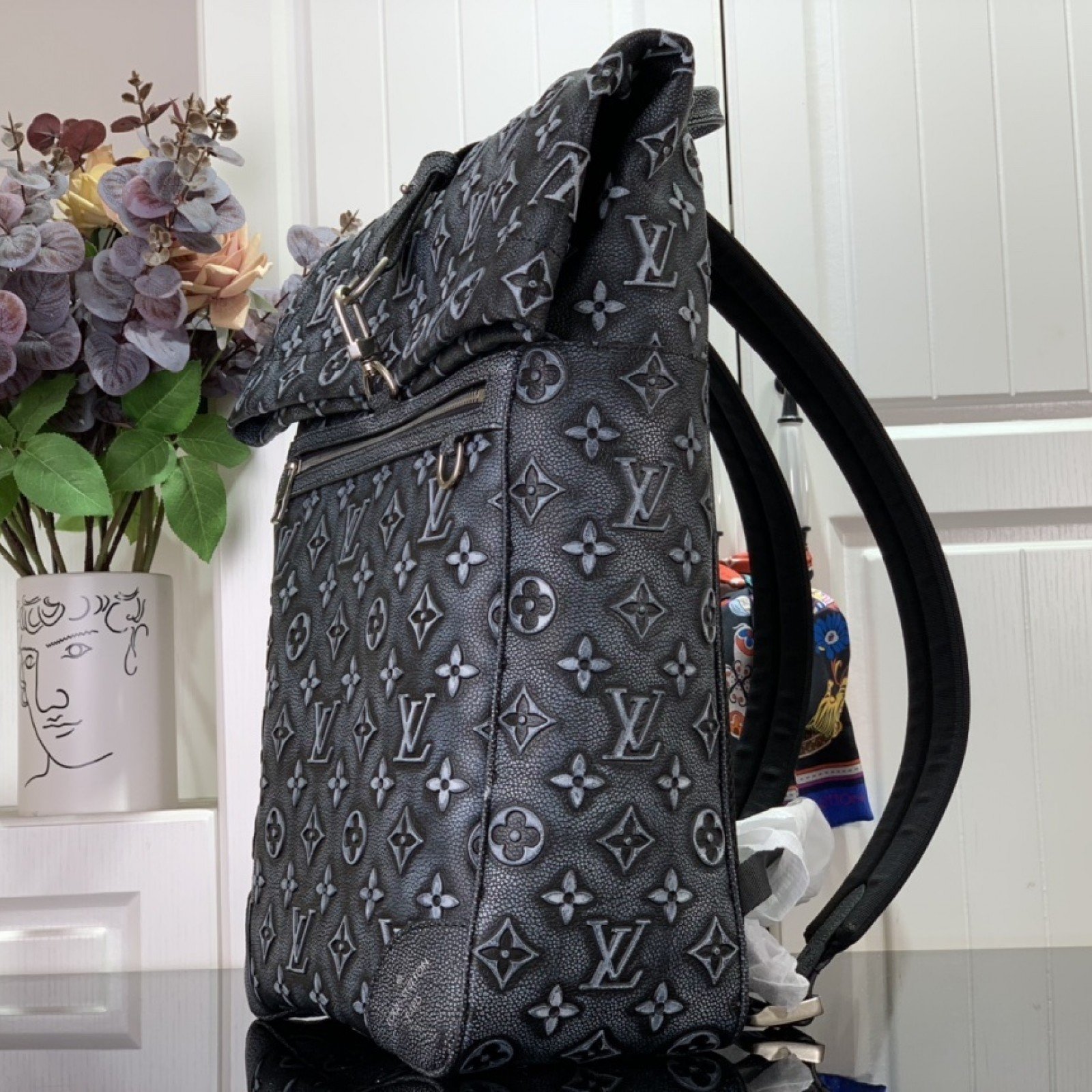 LV Bakcpack m21359