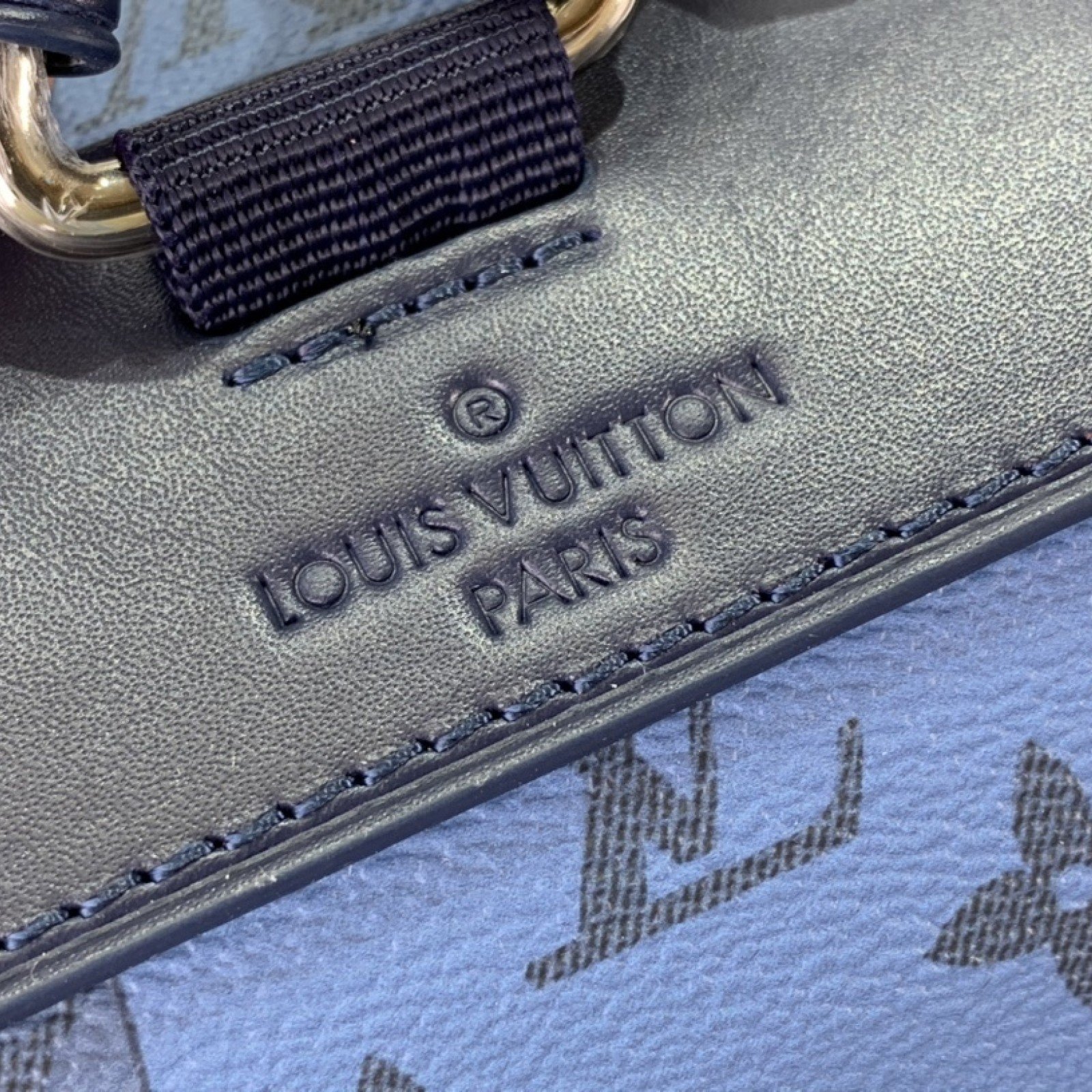 LV Bakcpack m22636