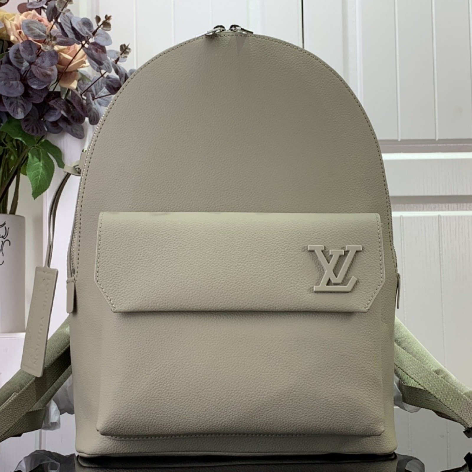 LV Bakcpack m57079