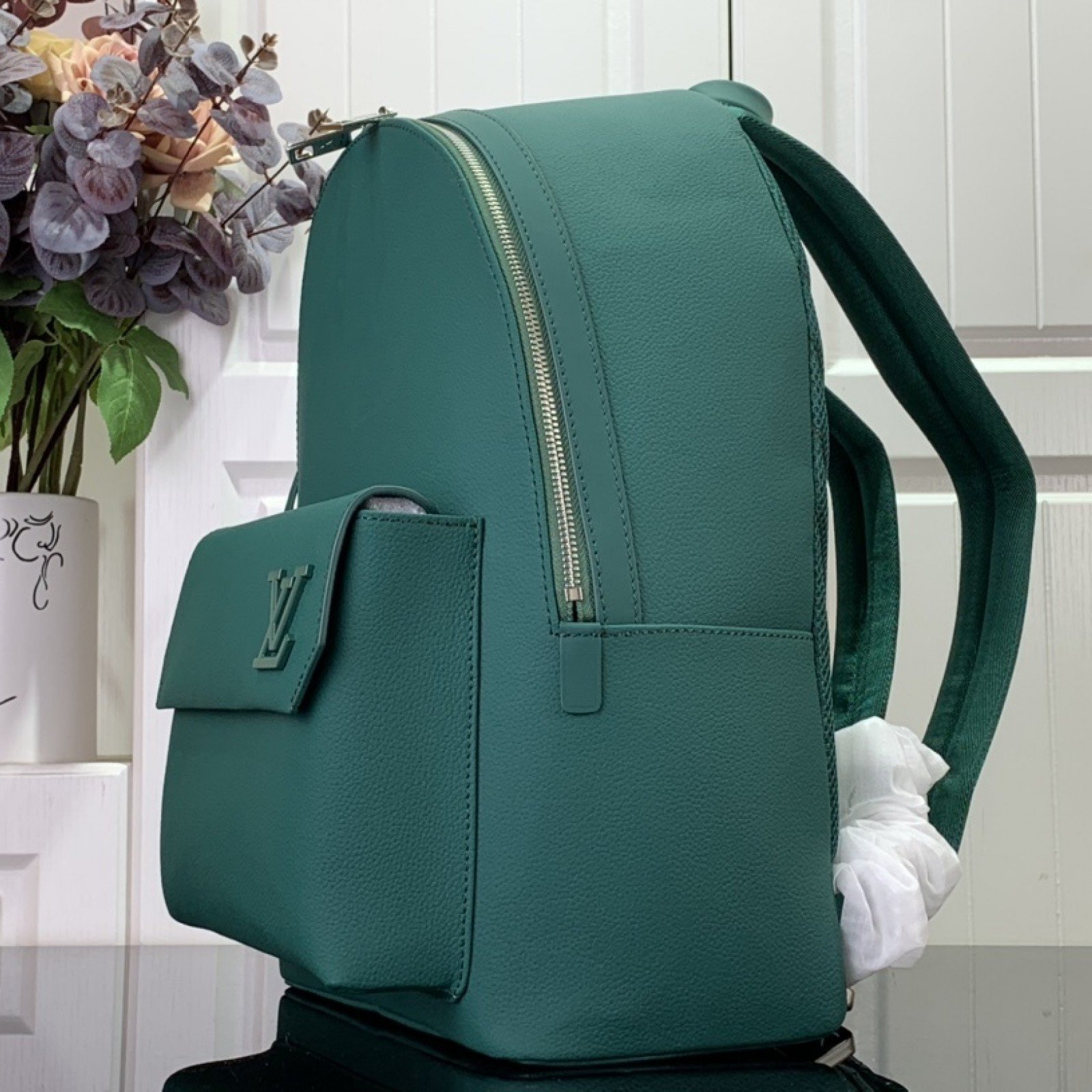 LV Bakcpack m57079