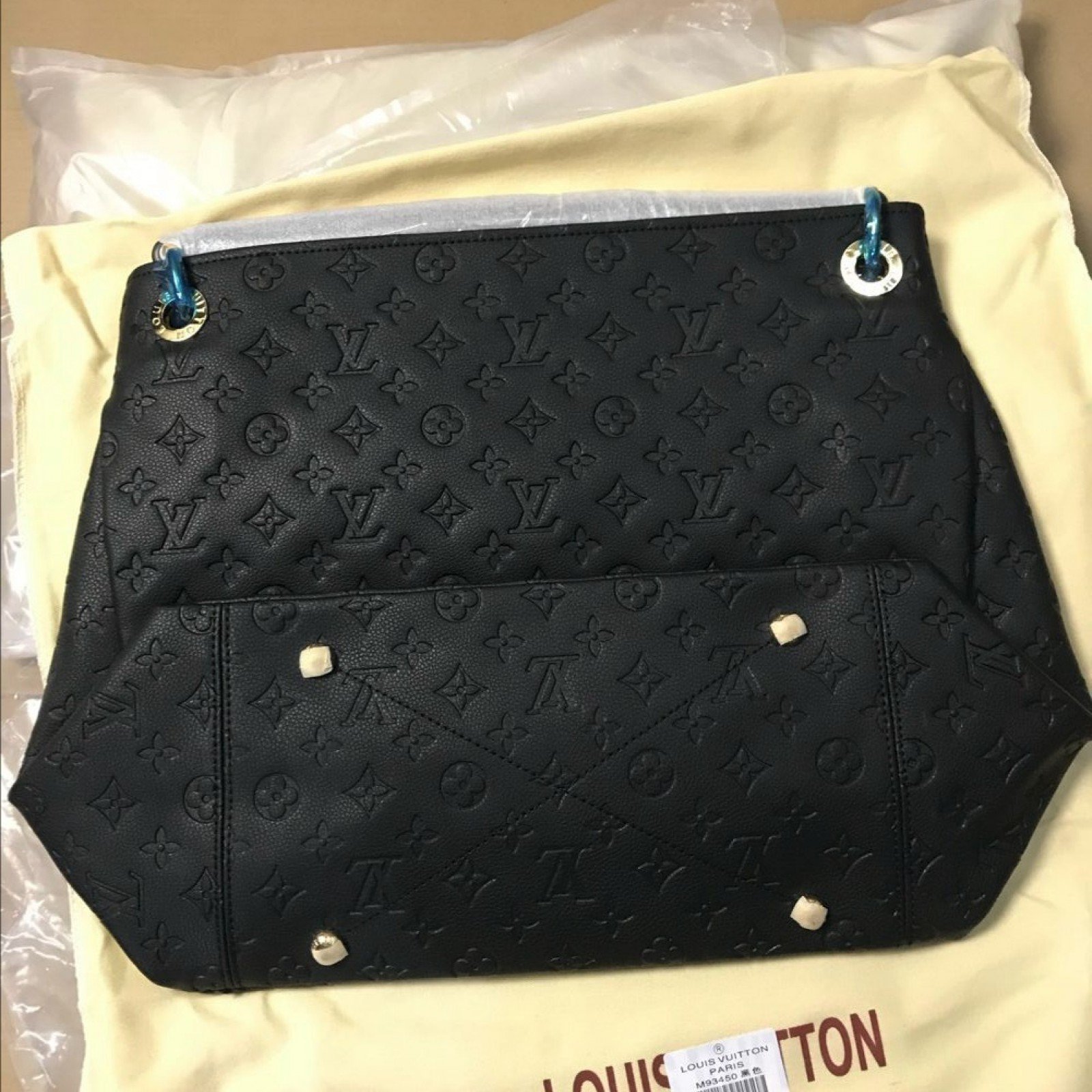 LV Black artsy bag 40249Y