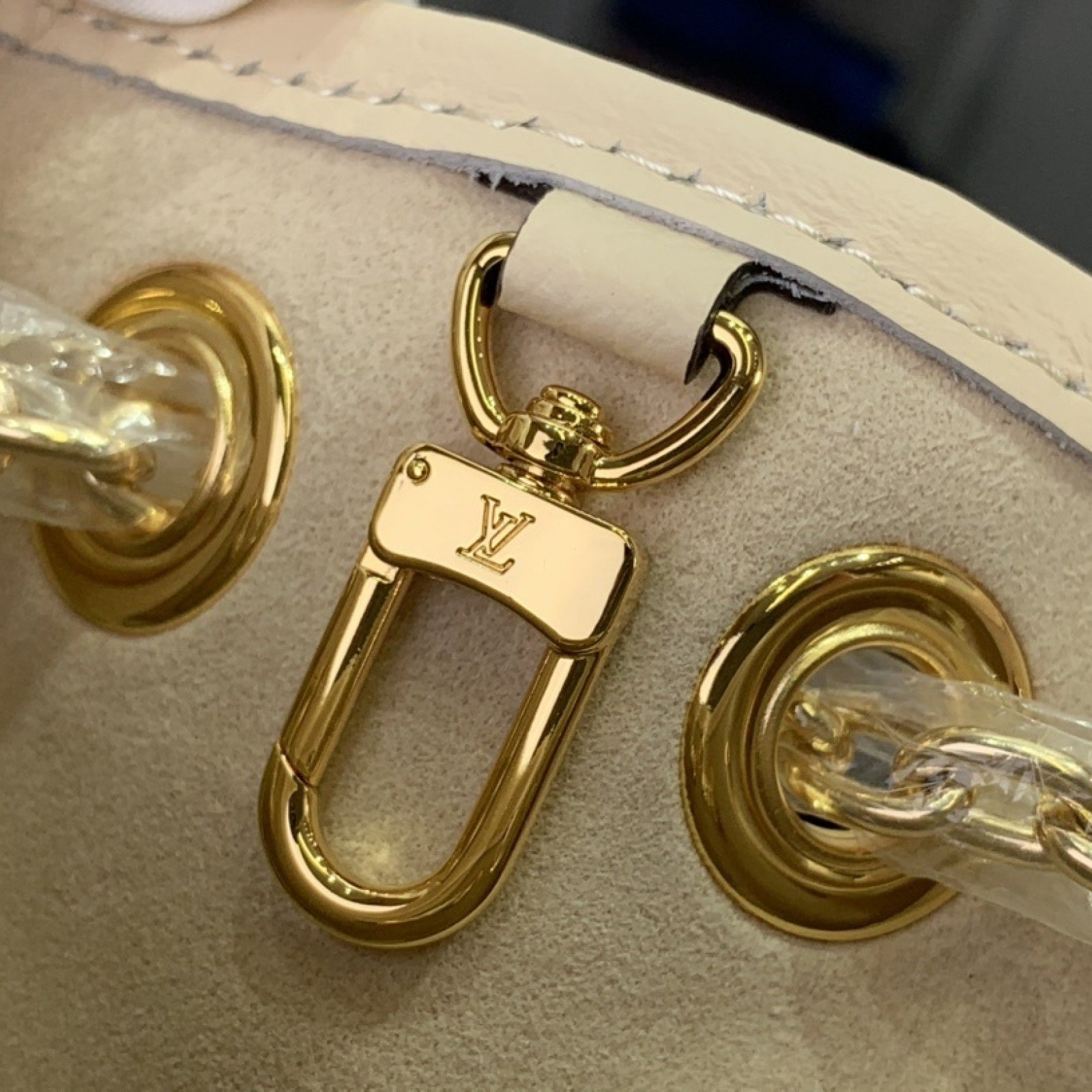 LV Bundle M46545