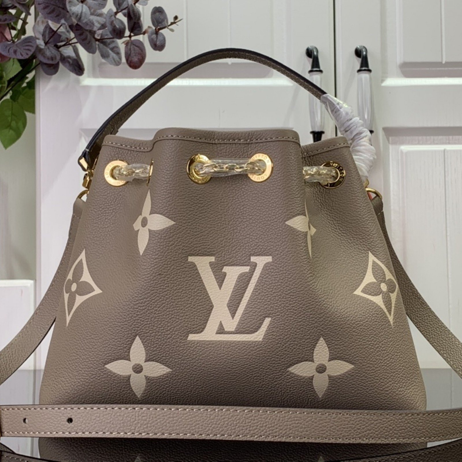 LV Bundle M46545