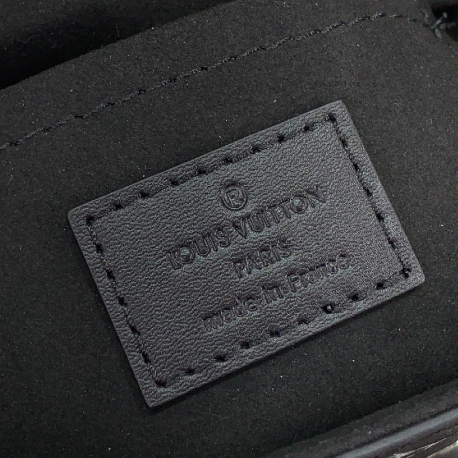 LV CAMERA BOX  m11269