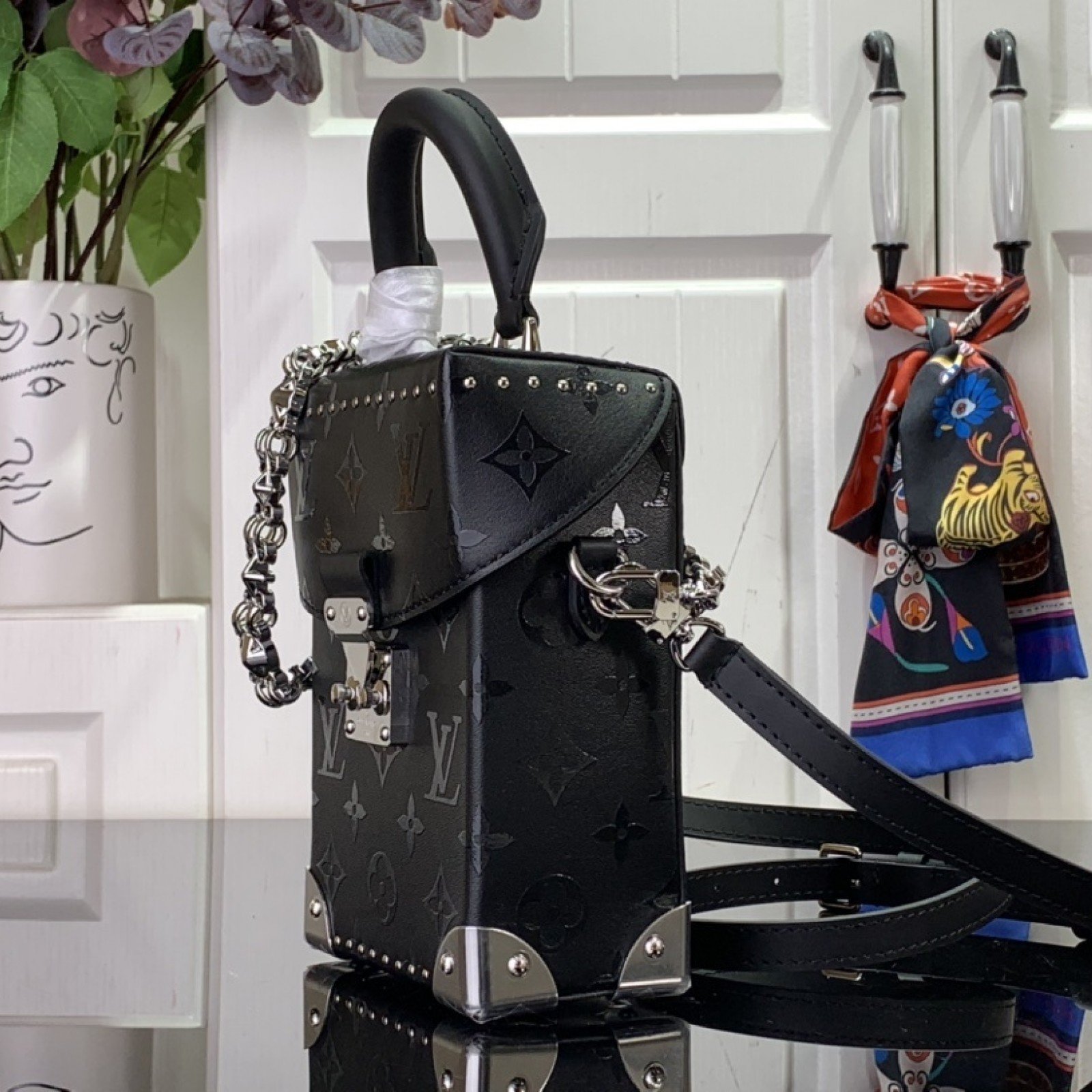 LV CAMERA BOX  m11269
