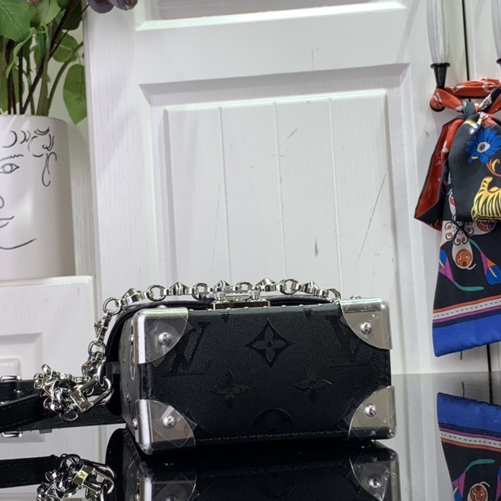 LV CAMERA BOX  m11269