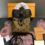 LV CAMERA BOX M42999