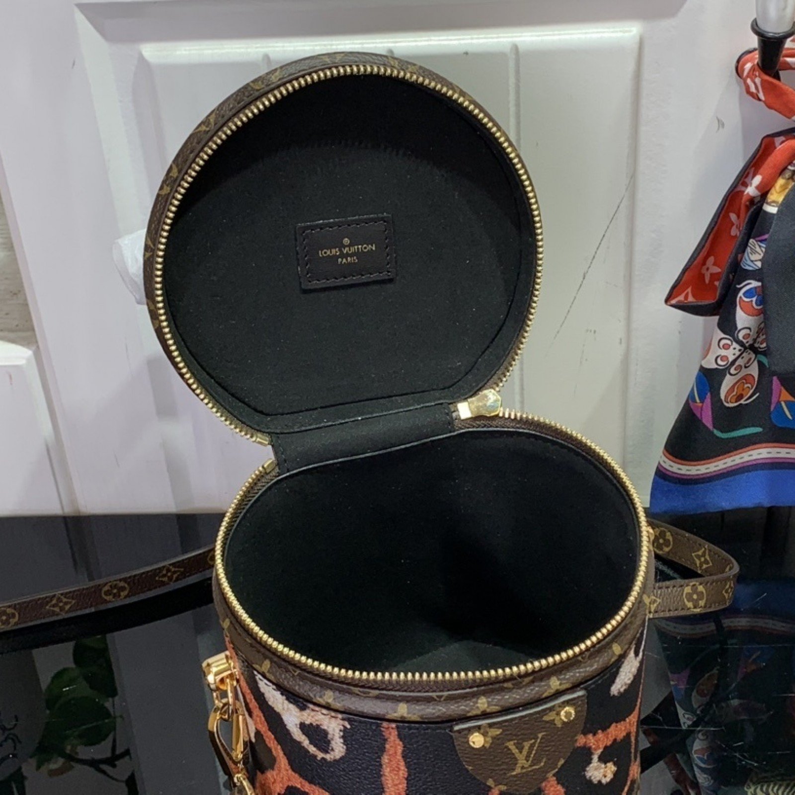 LV CANNES M13846 B