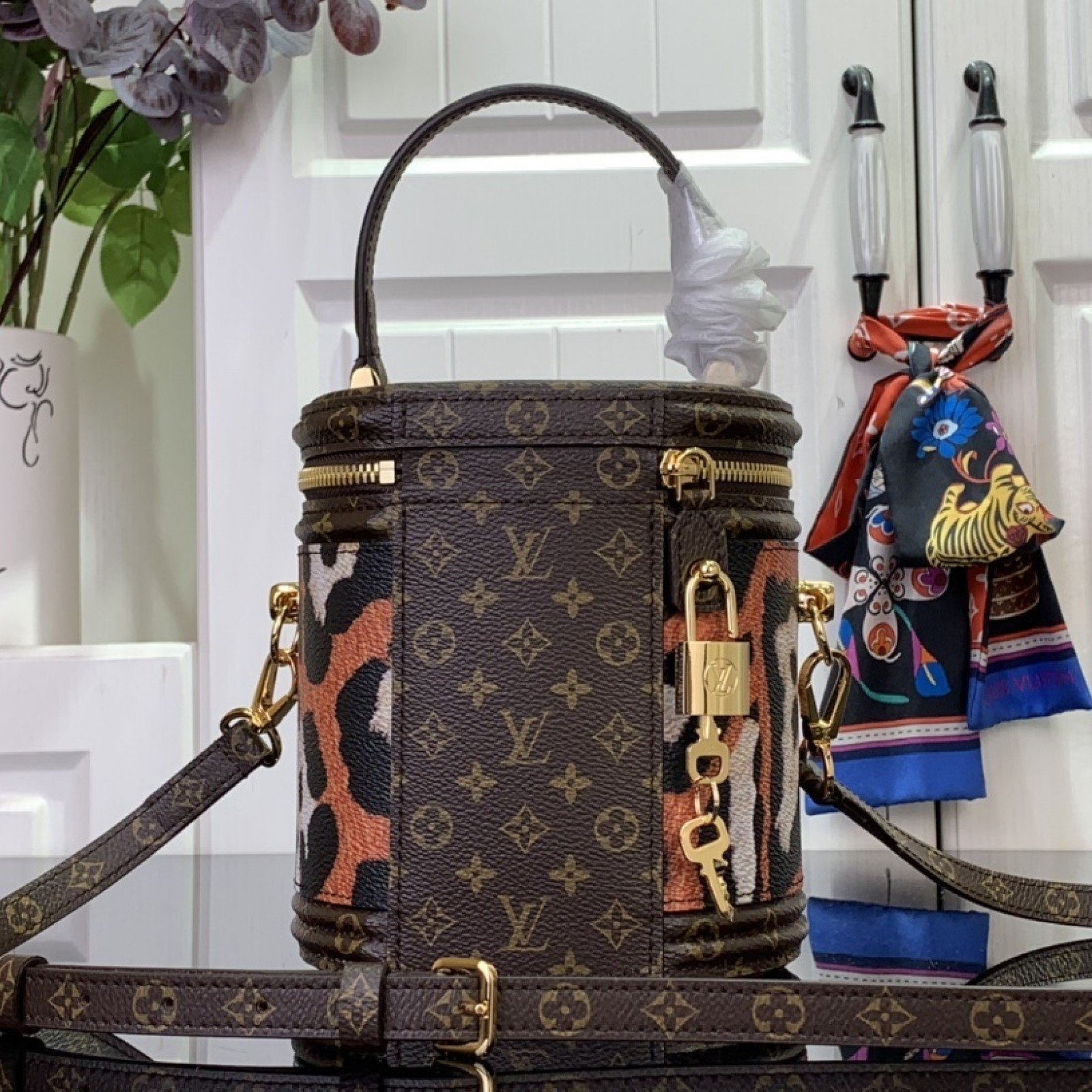LV CANNES M13846 B