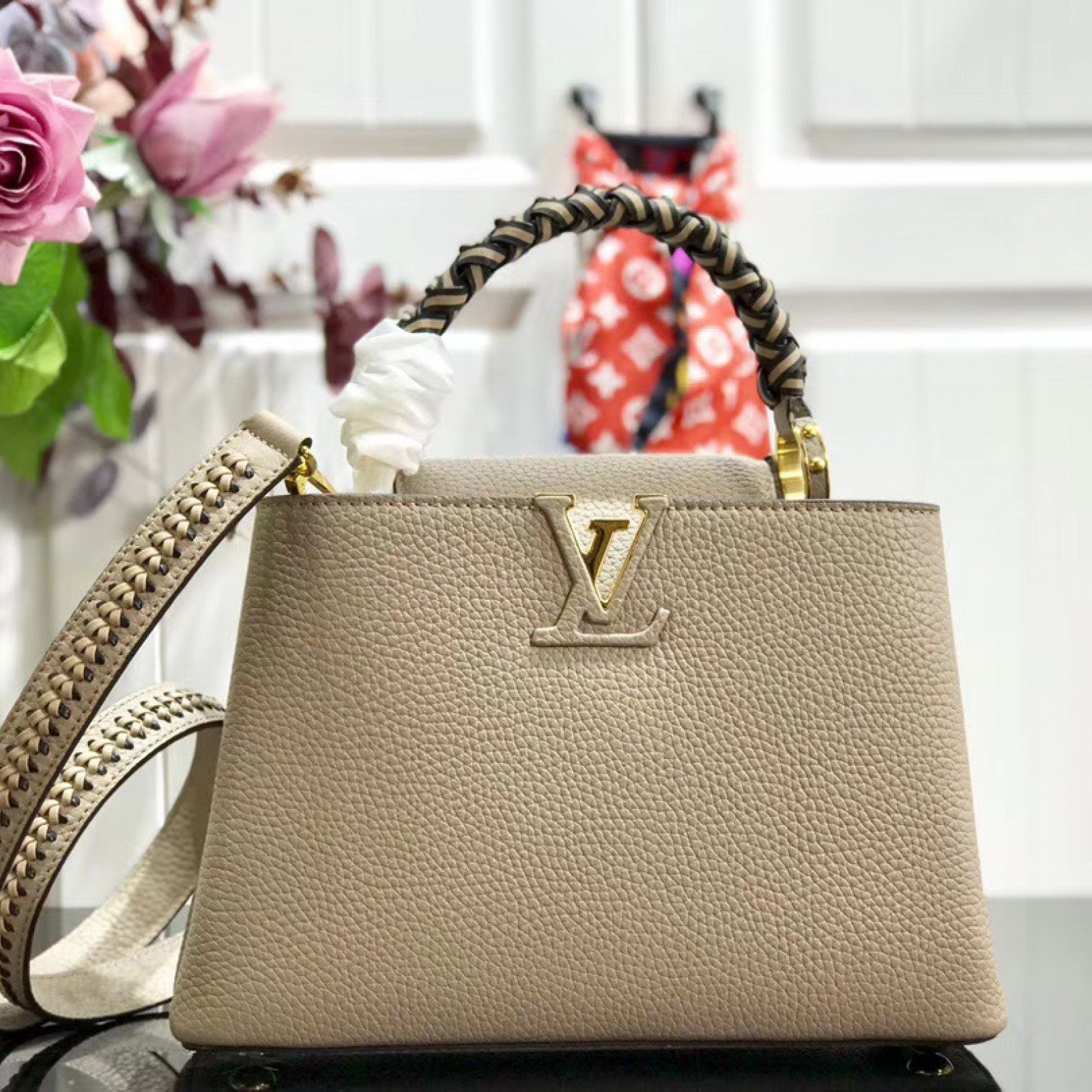 LV CAPUCINES BB M55236
