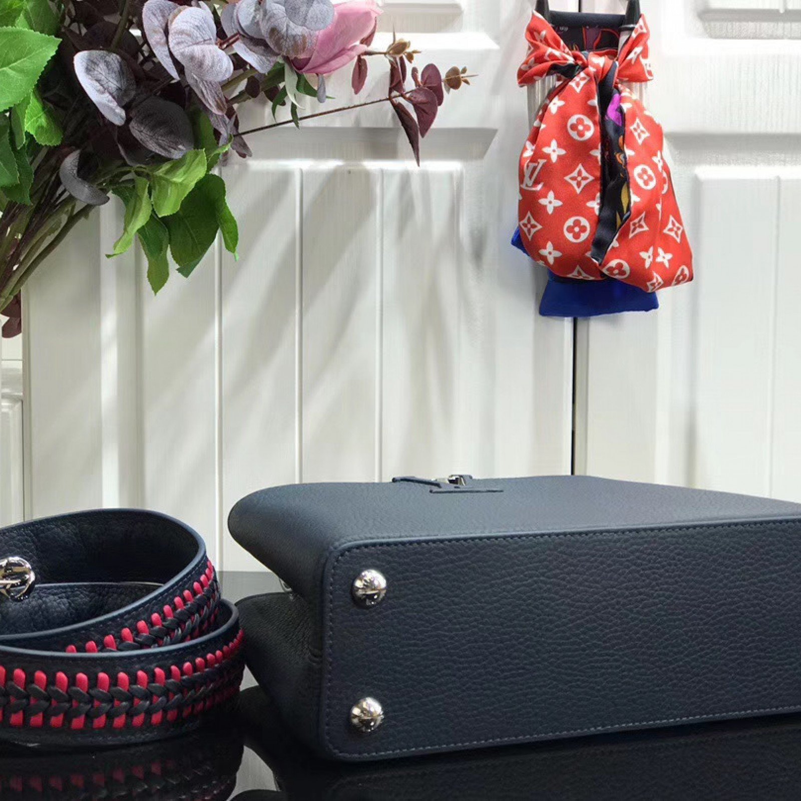 LV CAPUCINES BB M55236