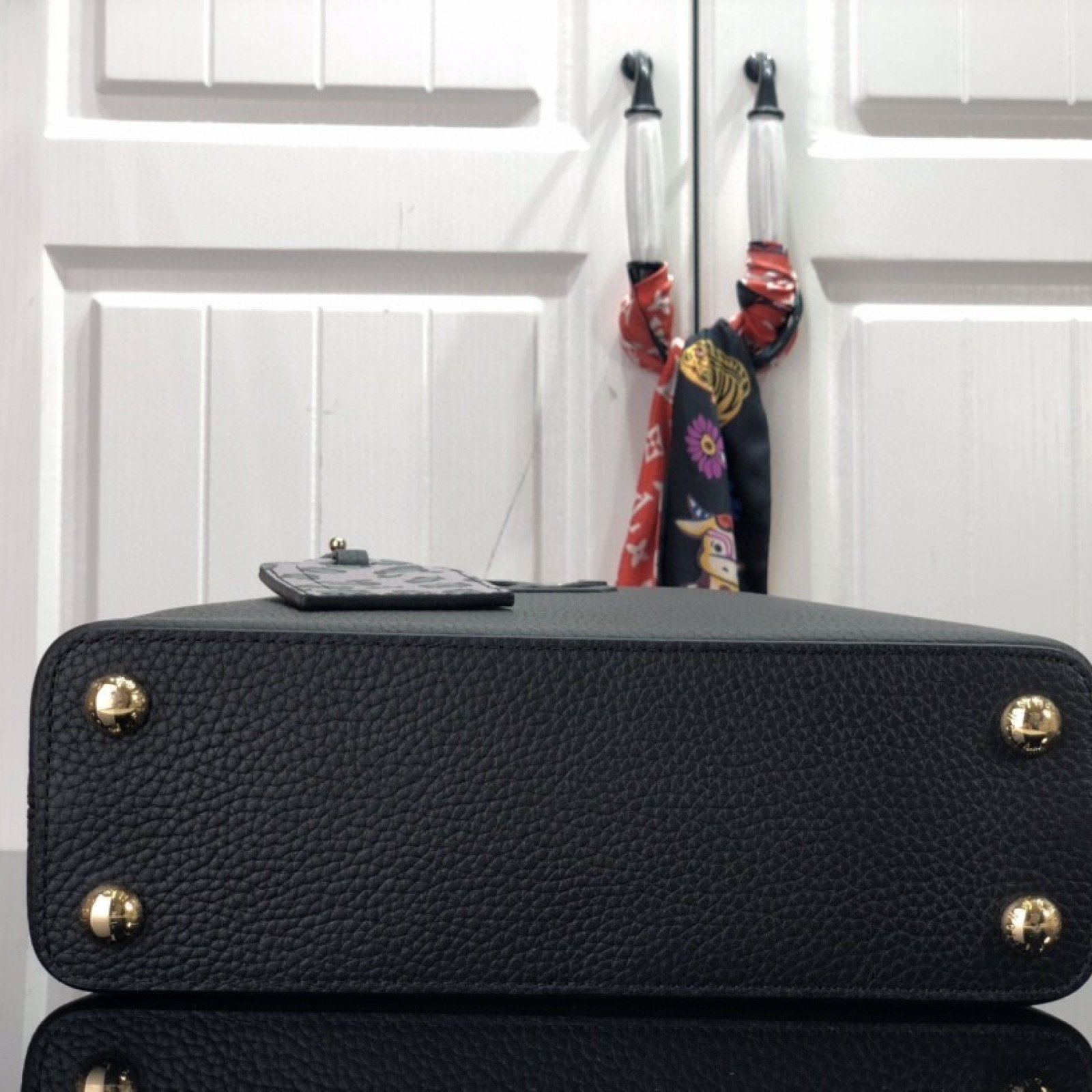 LV CAPUCINES BB M58720