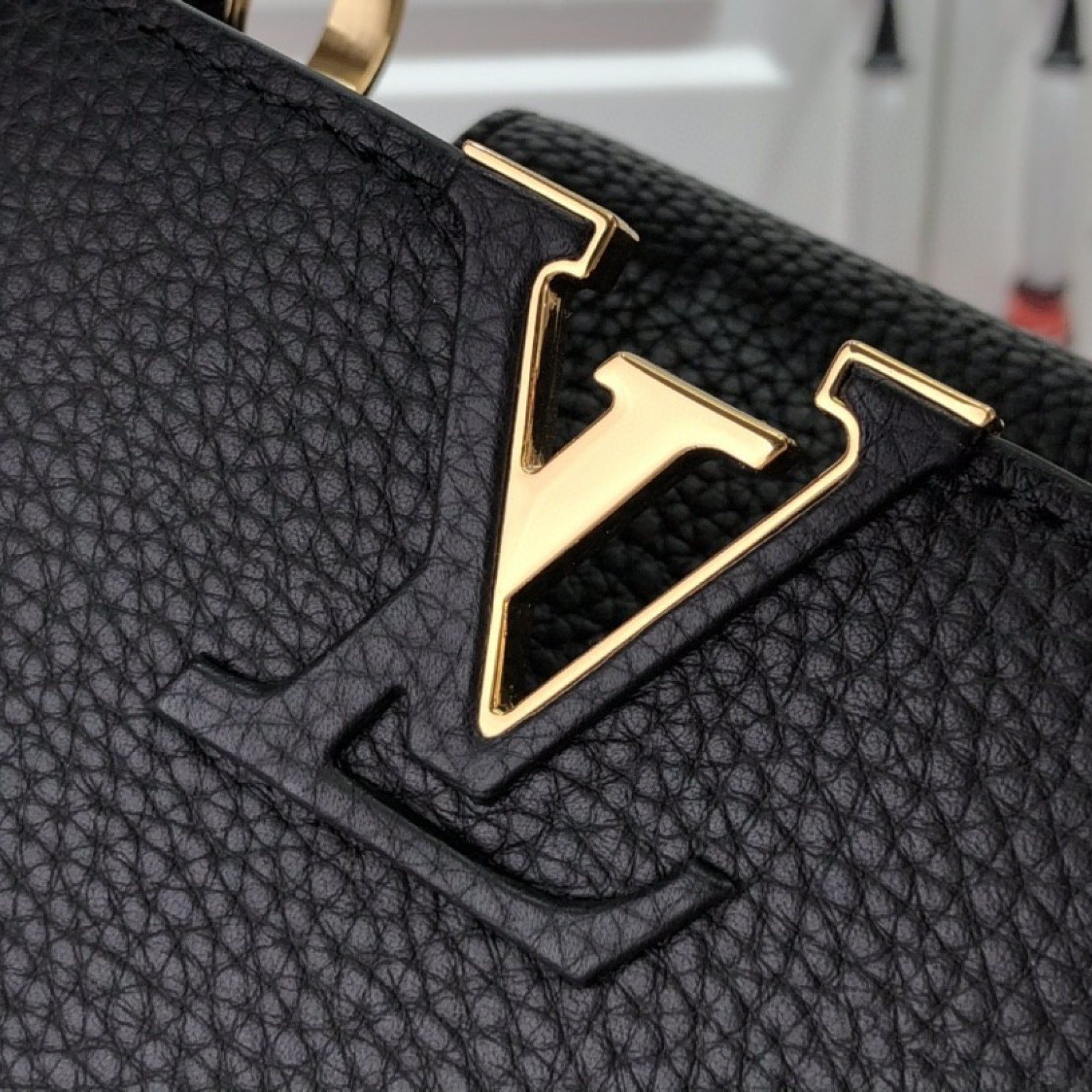 LV CAPUCINES MINI M58732MINI