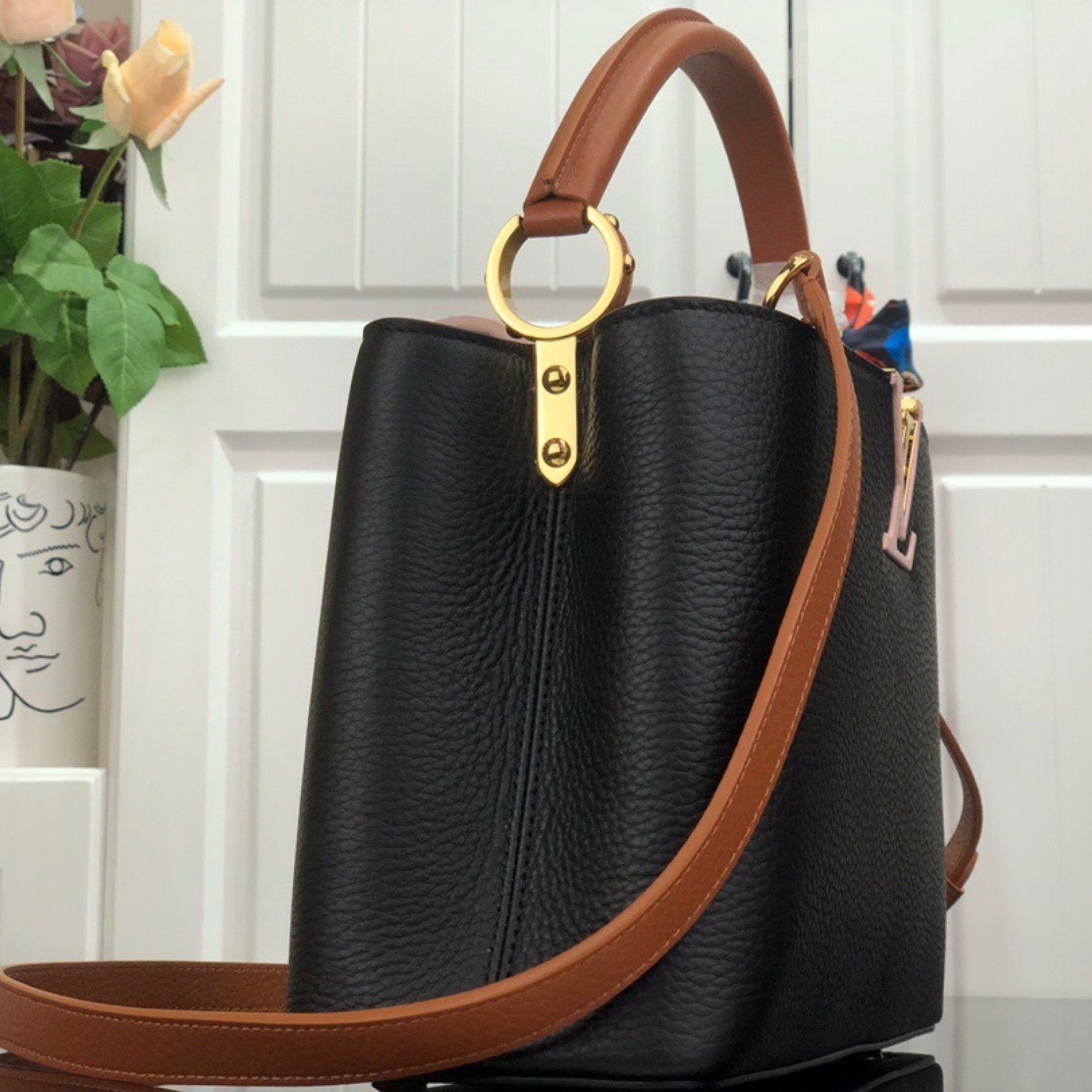 LV CAPUCINES PM M42259