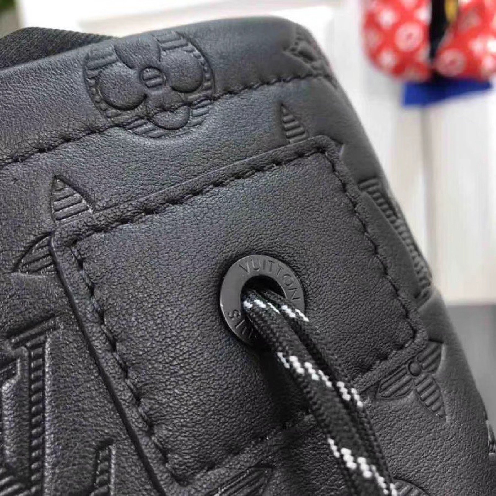 LV CHALE NANO BAG M44628