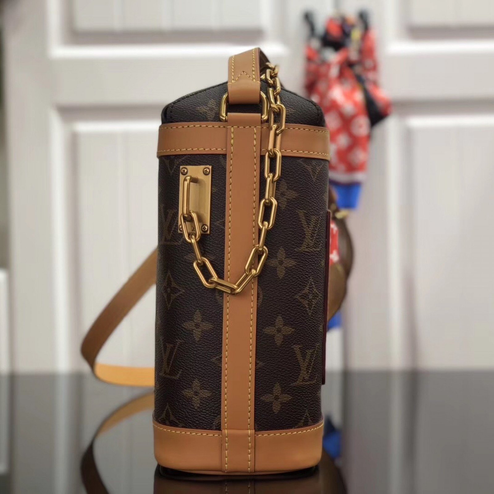 LV CHALK BAG M61111XH