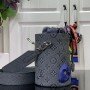 LV CHALK POUCH M81572