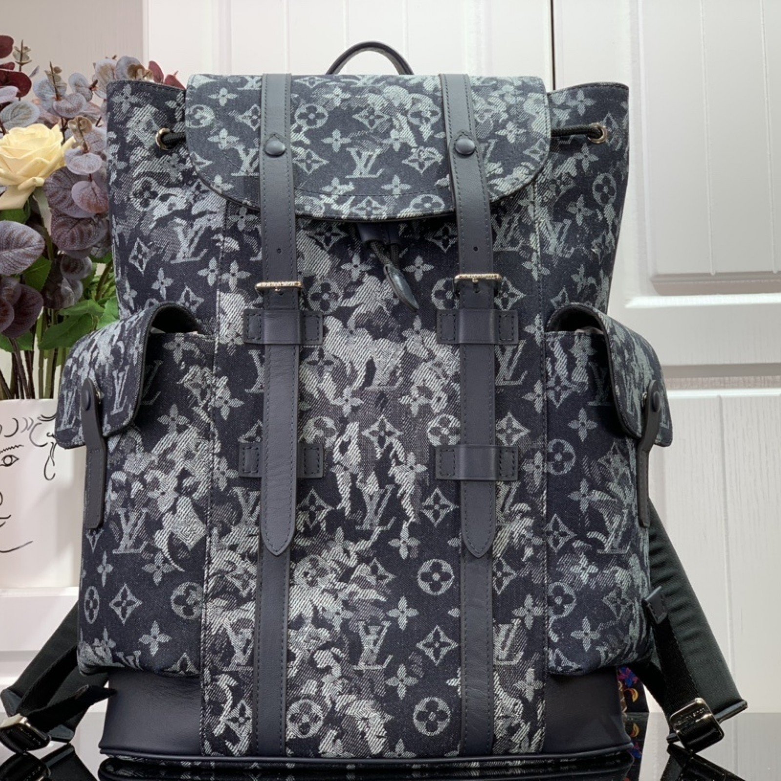 LV CHRISTOPHER BACKPACK M57280