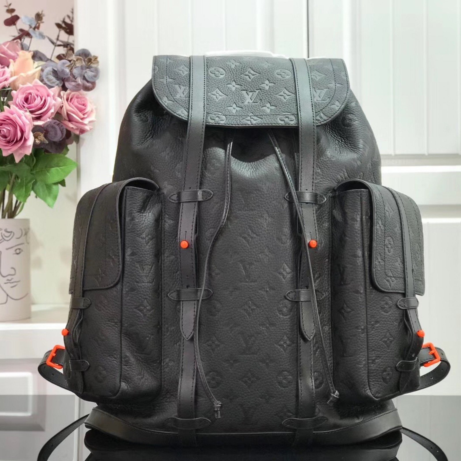 LV CHRISTOPHER BACKPACK PM M53286