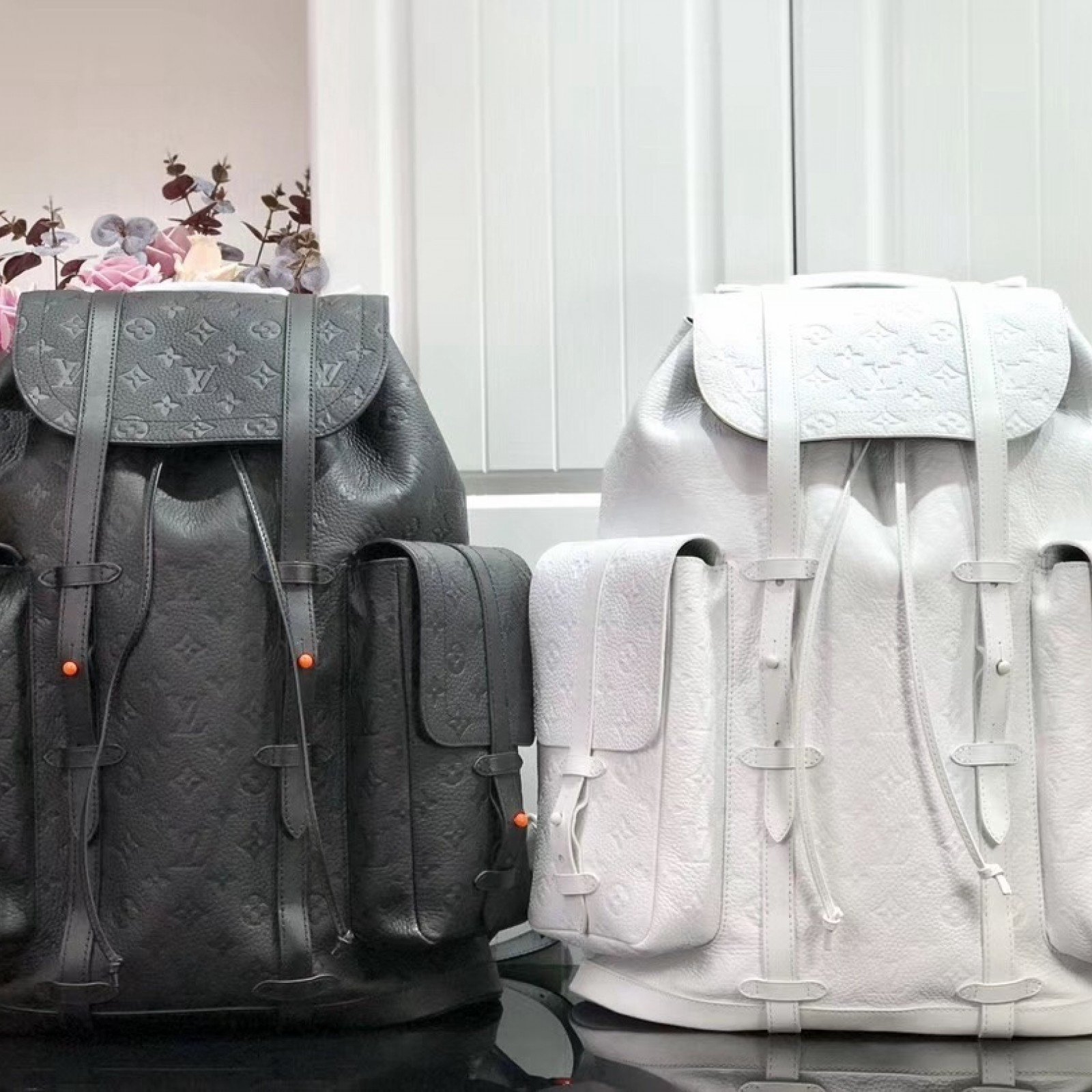 LV CHRISTOPHER BACKPACK PM M53286