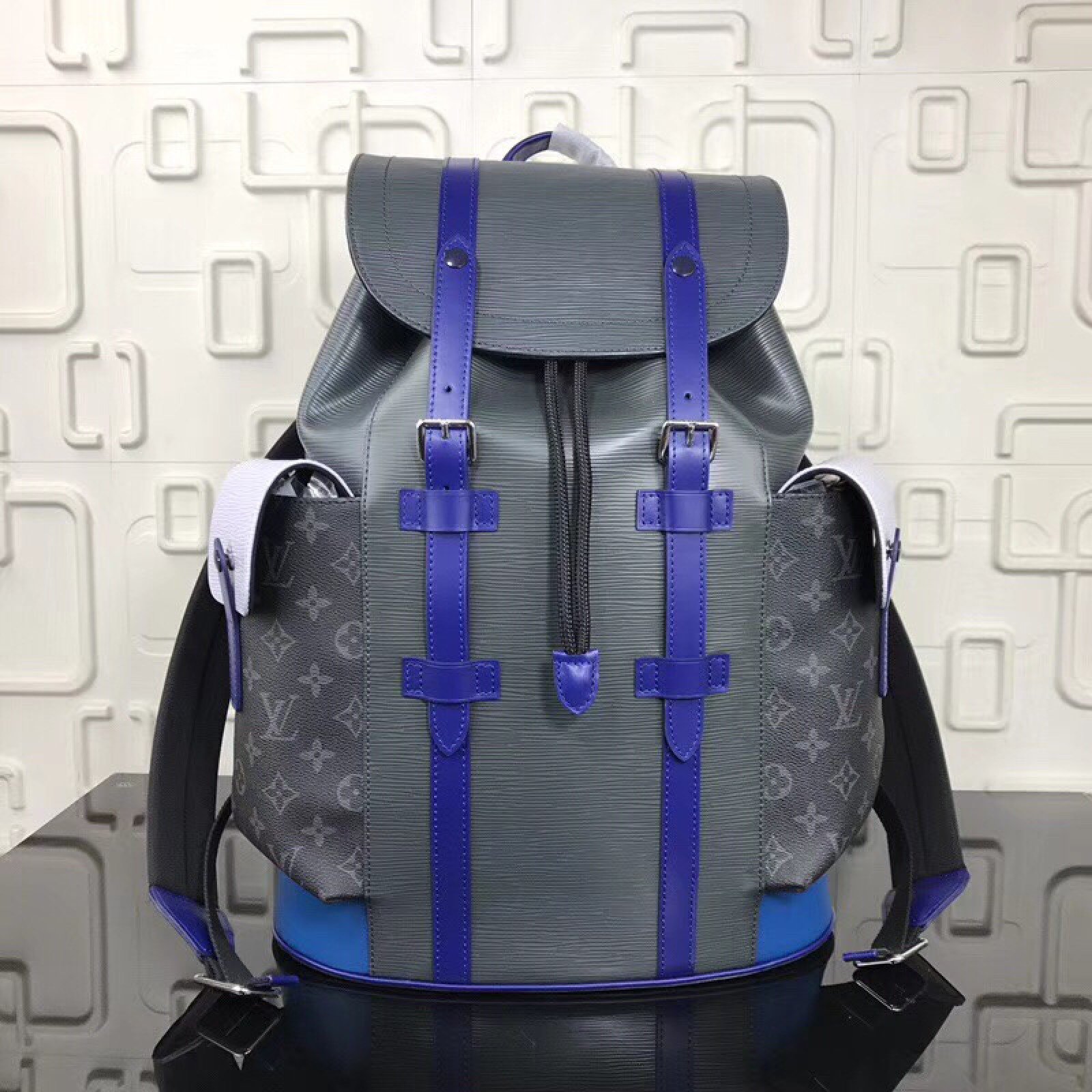 LV CHRISTOPHER Backpack M53425