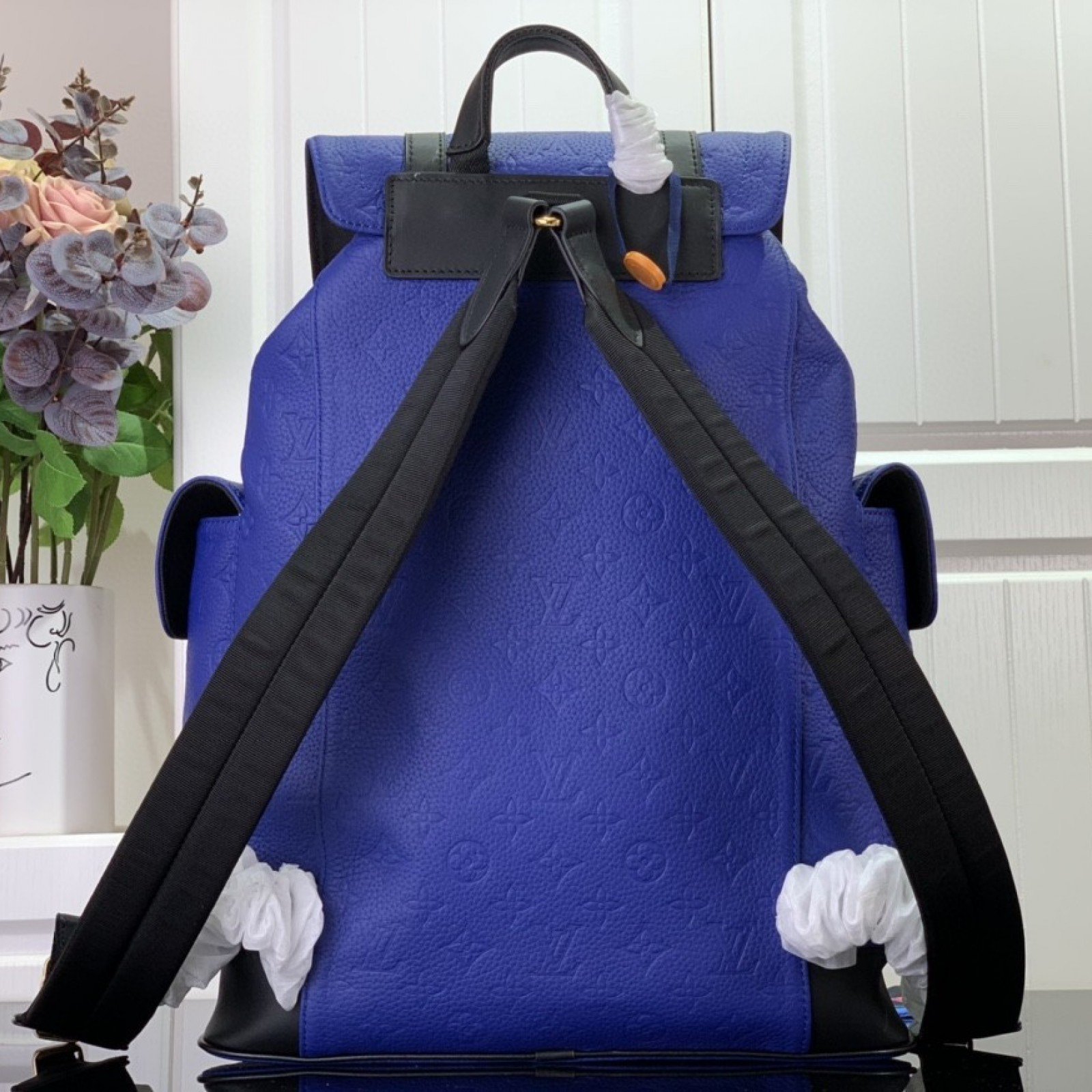 LV CHRISTOPHER MM M21104