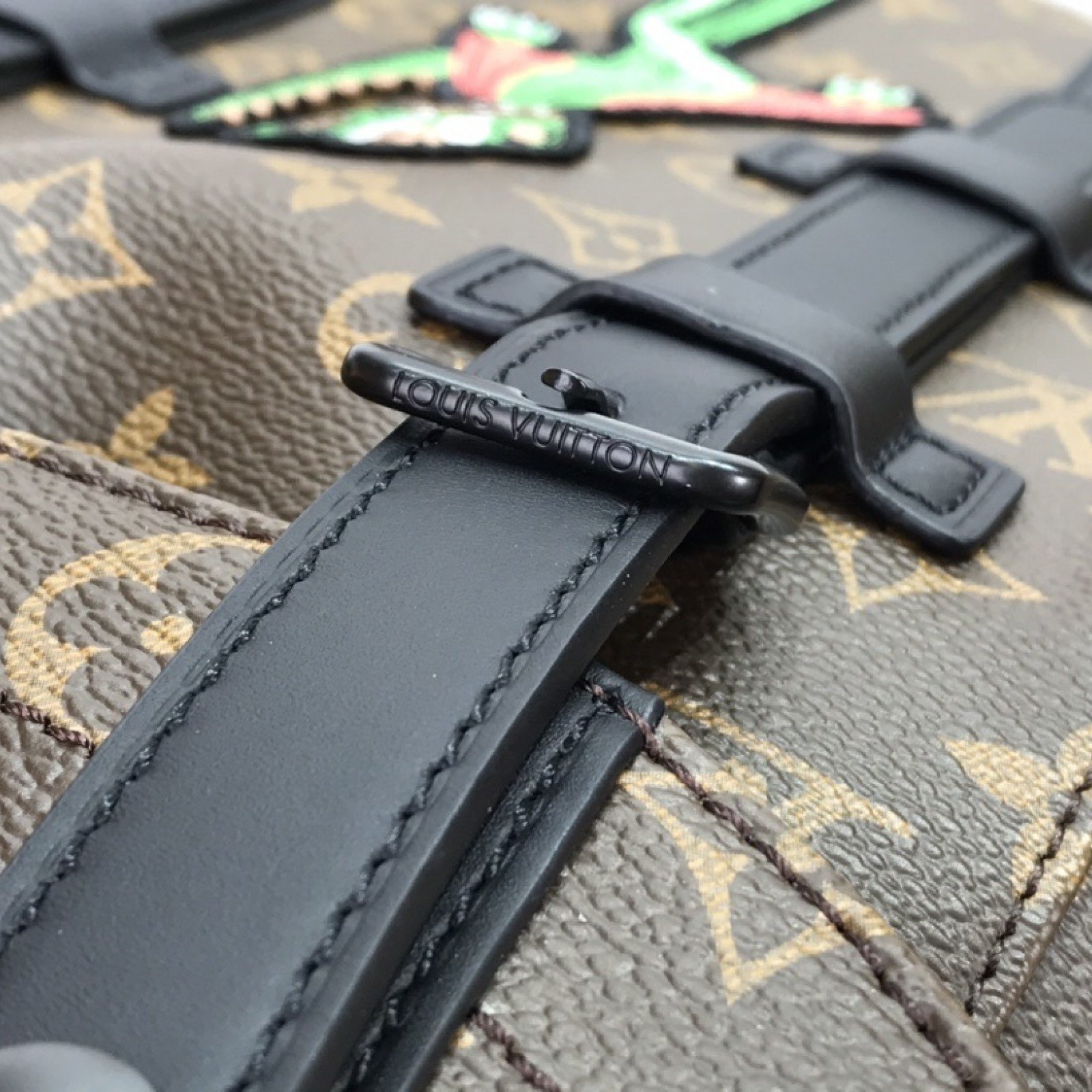 LV CHRISTOPHER PM M41079