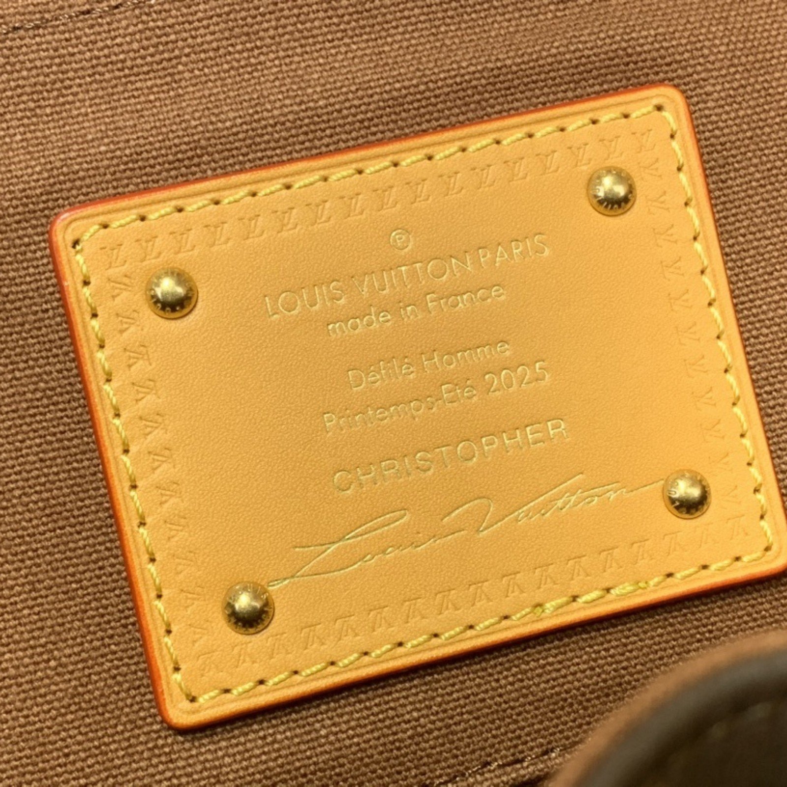 LV CHRISTOPHER m14038