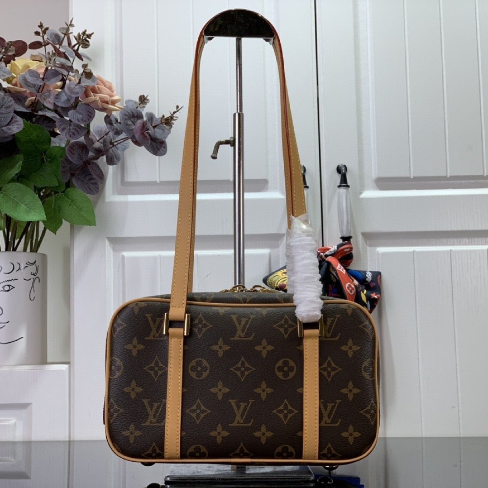 LV CITE BAG M46321