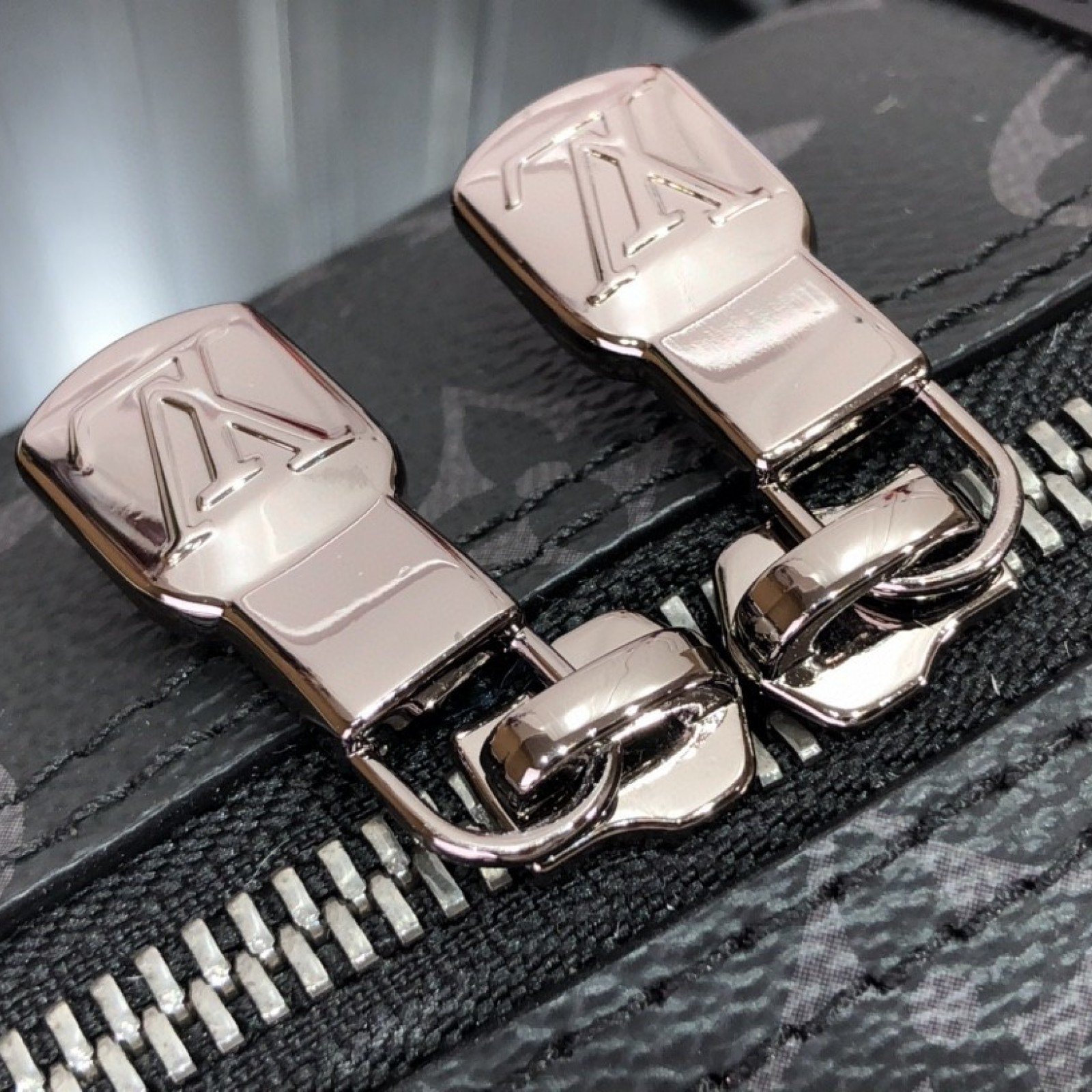 LV CITY KEEPALL M45936