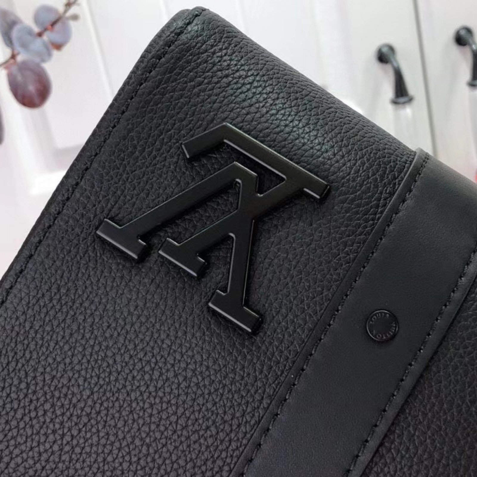 LV CITY KEEPALL M57417