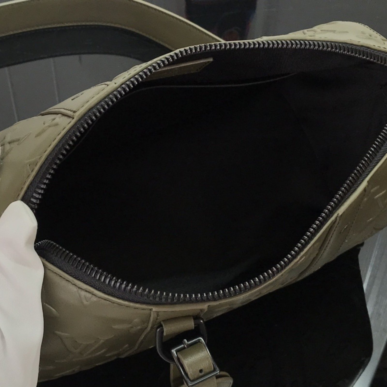 LV CITY KEEPALL M57955