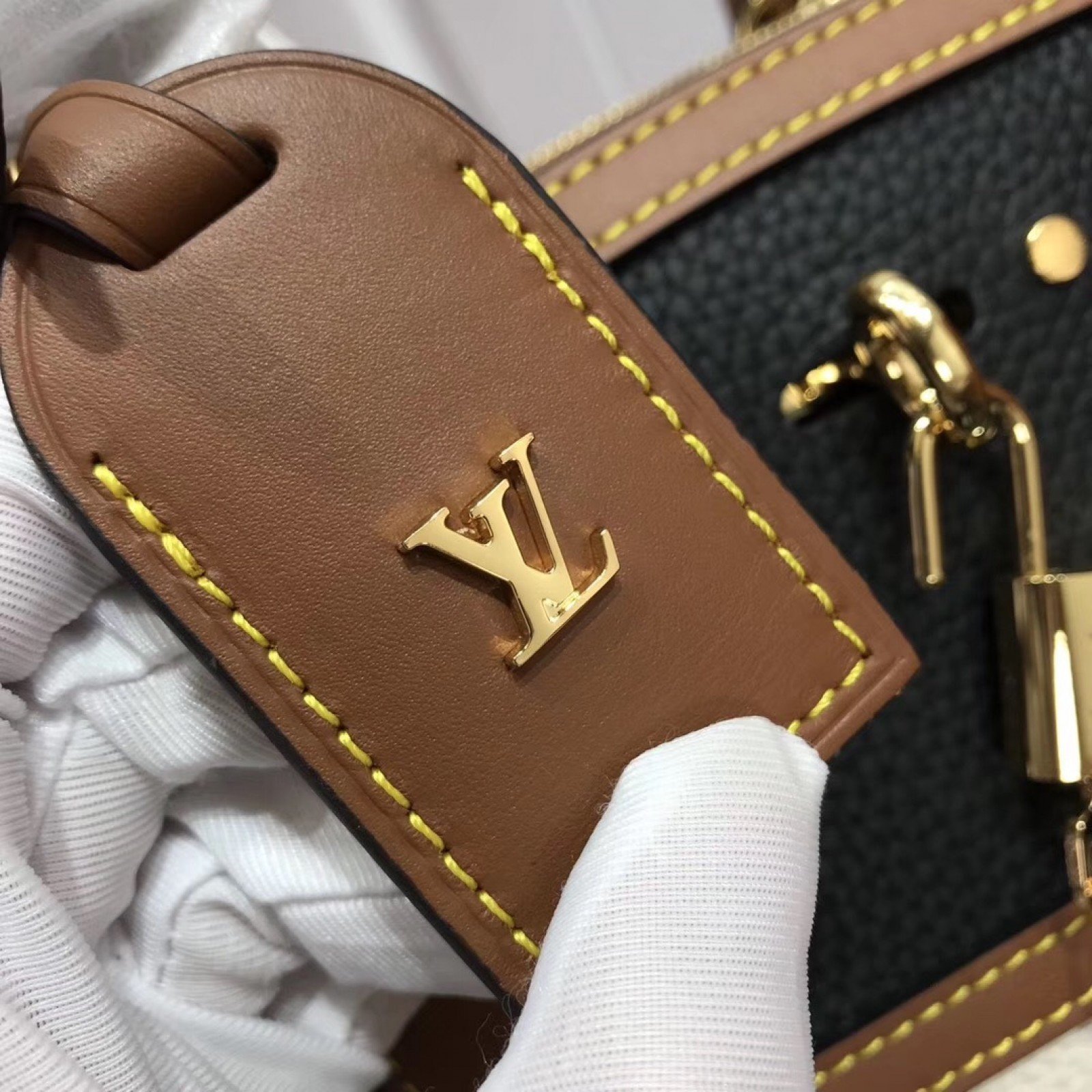 LV CITY STEAMER MM M55062LB