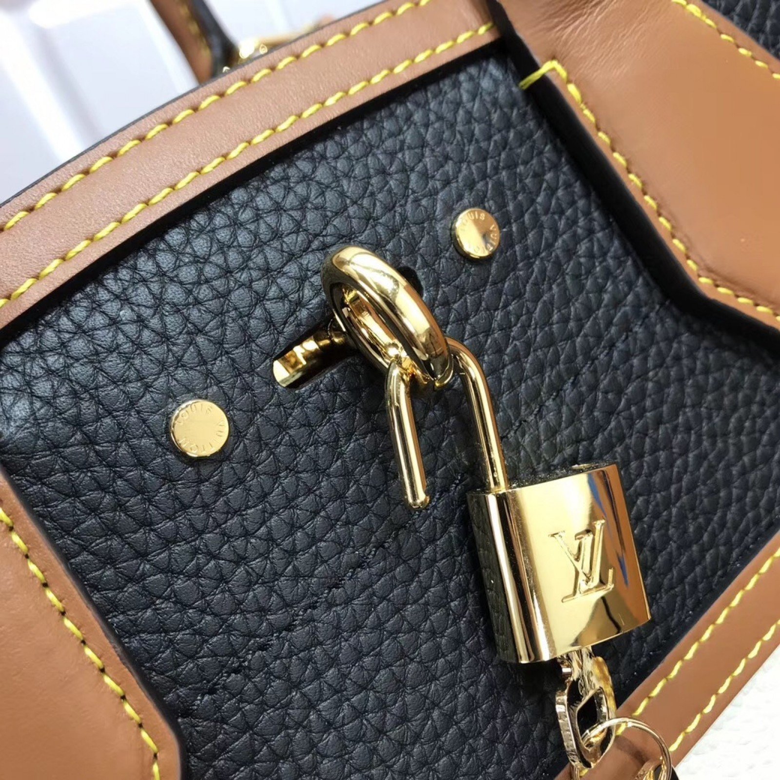 LV CITY STEAMER MM M55062LB