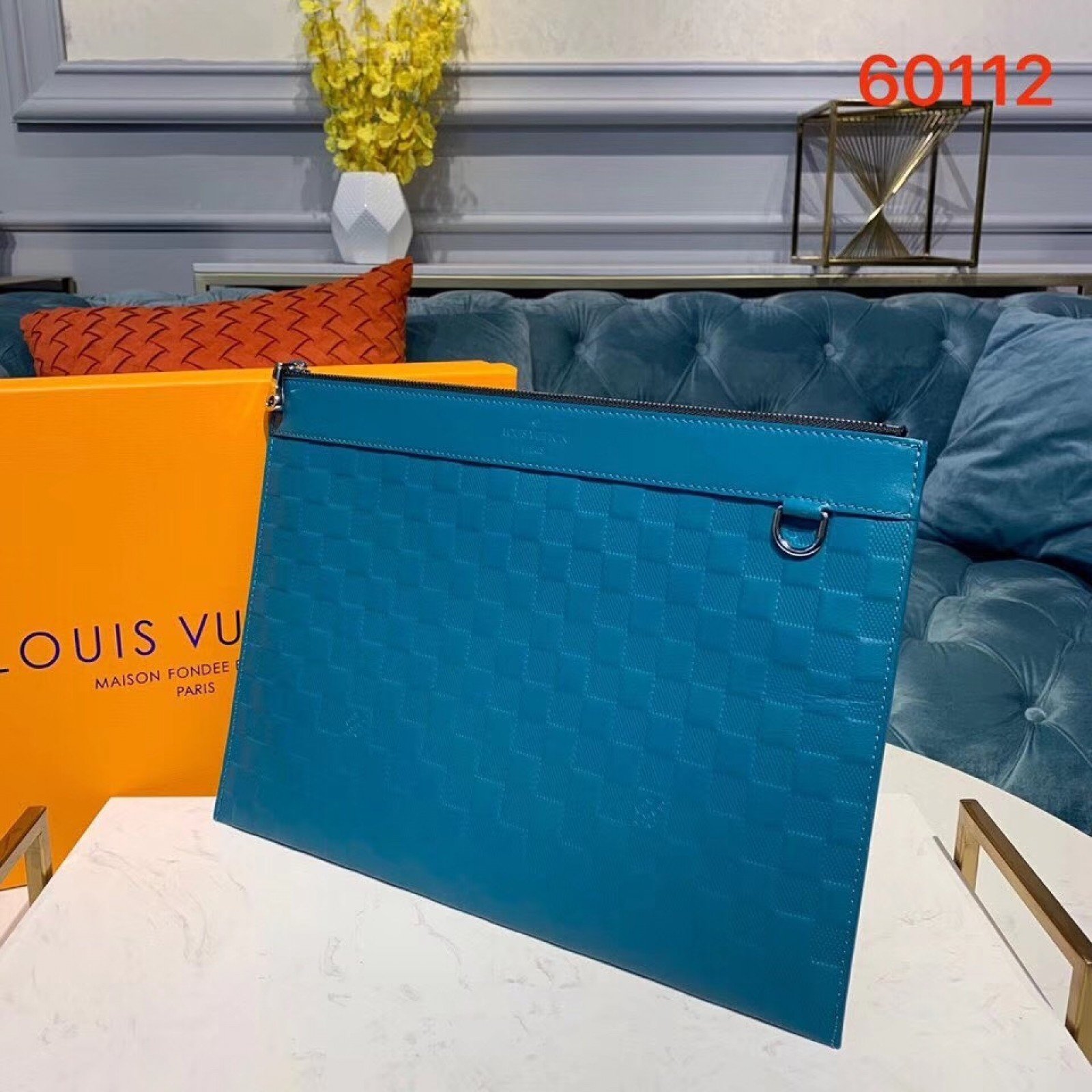 LV CLUTCH BAG N60112