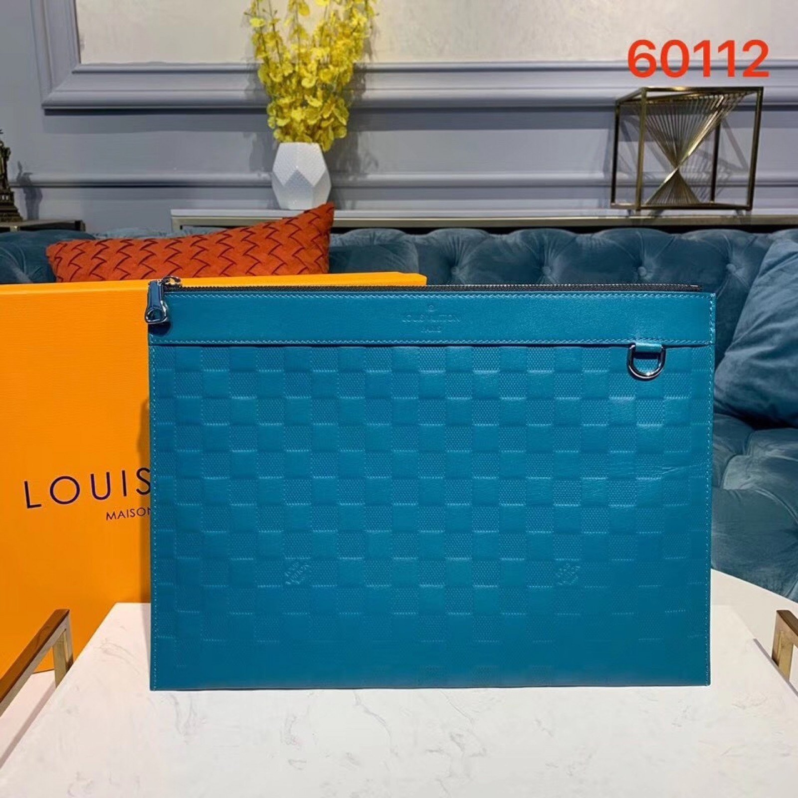 LV CLUTCH BAG N60112