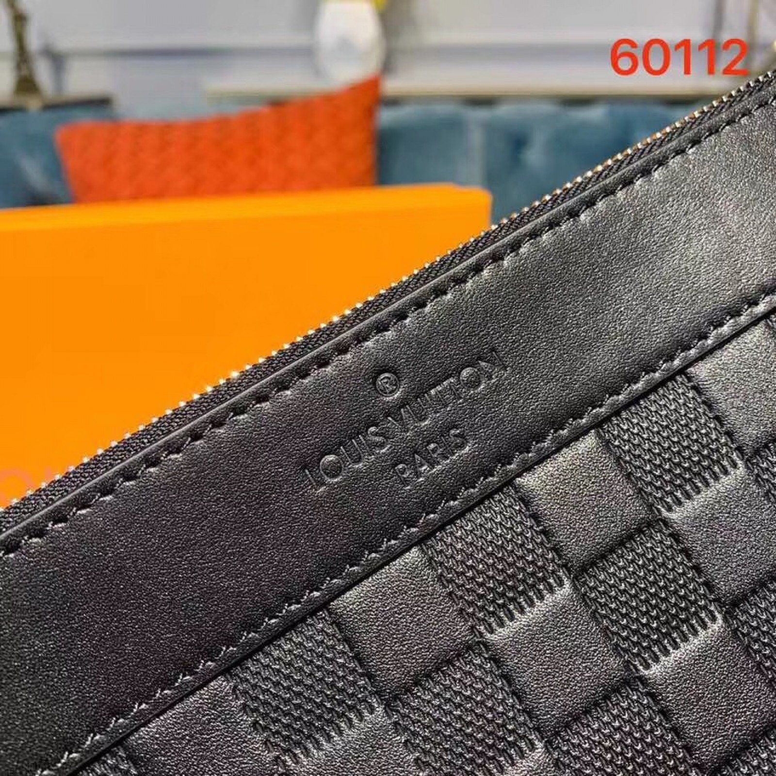 LV CLUTCH BAG N60112